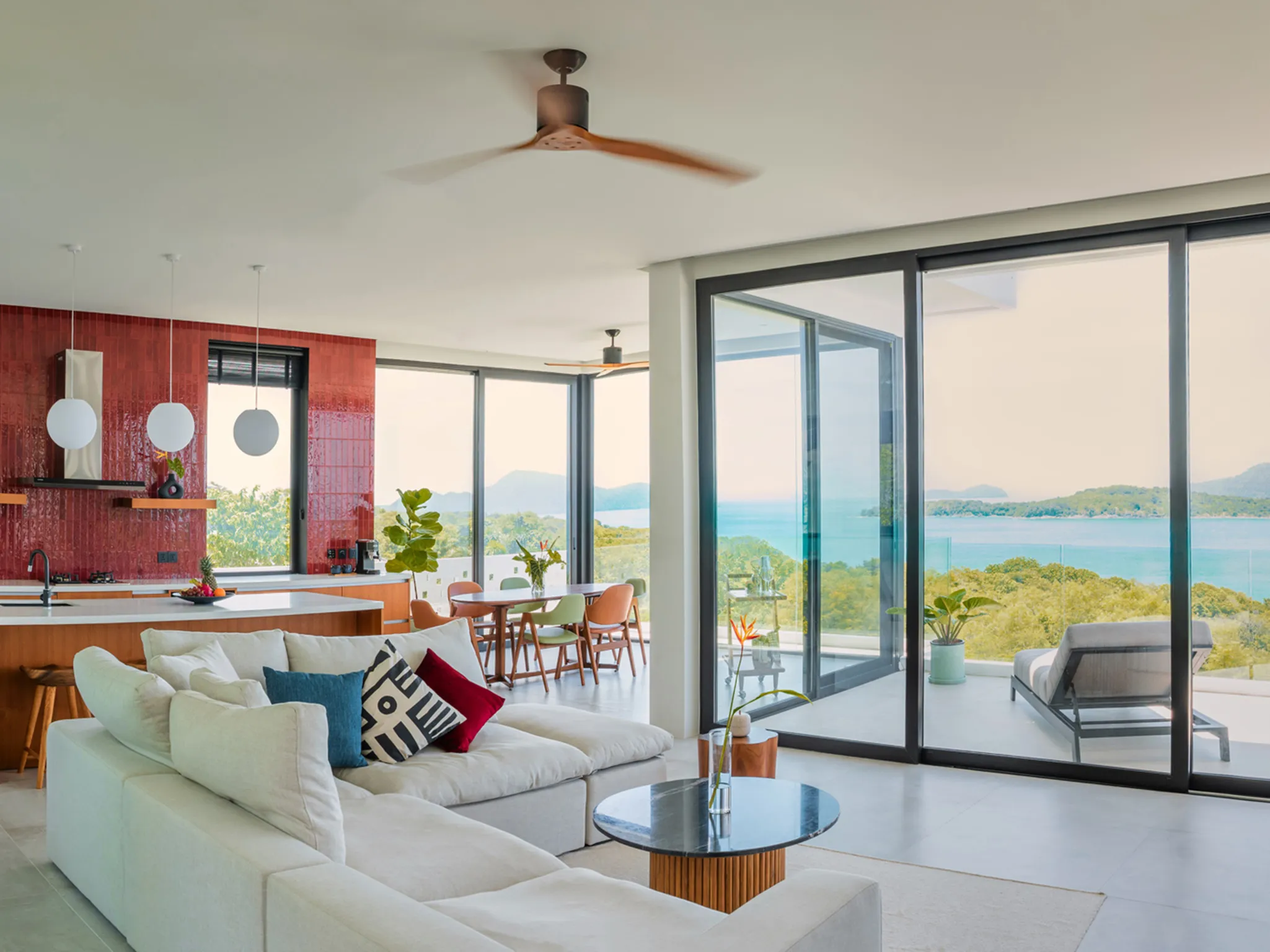 Casa Alma - Encanto - Living Room Panorama