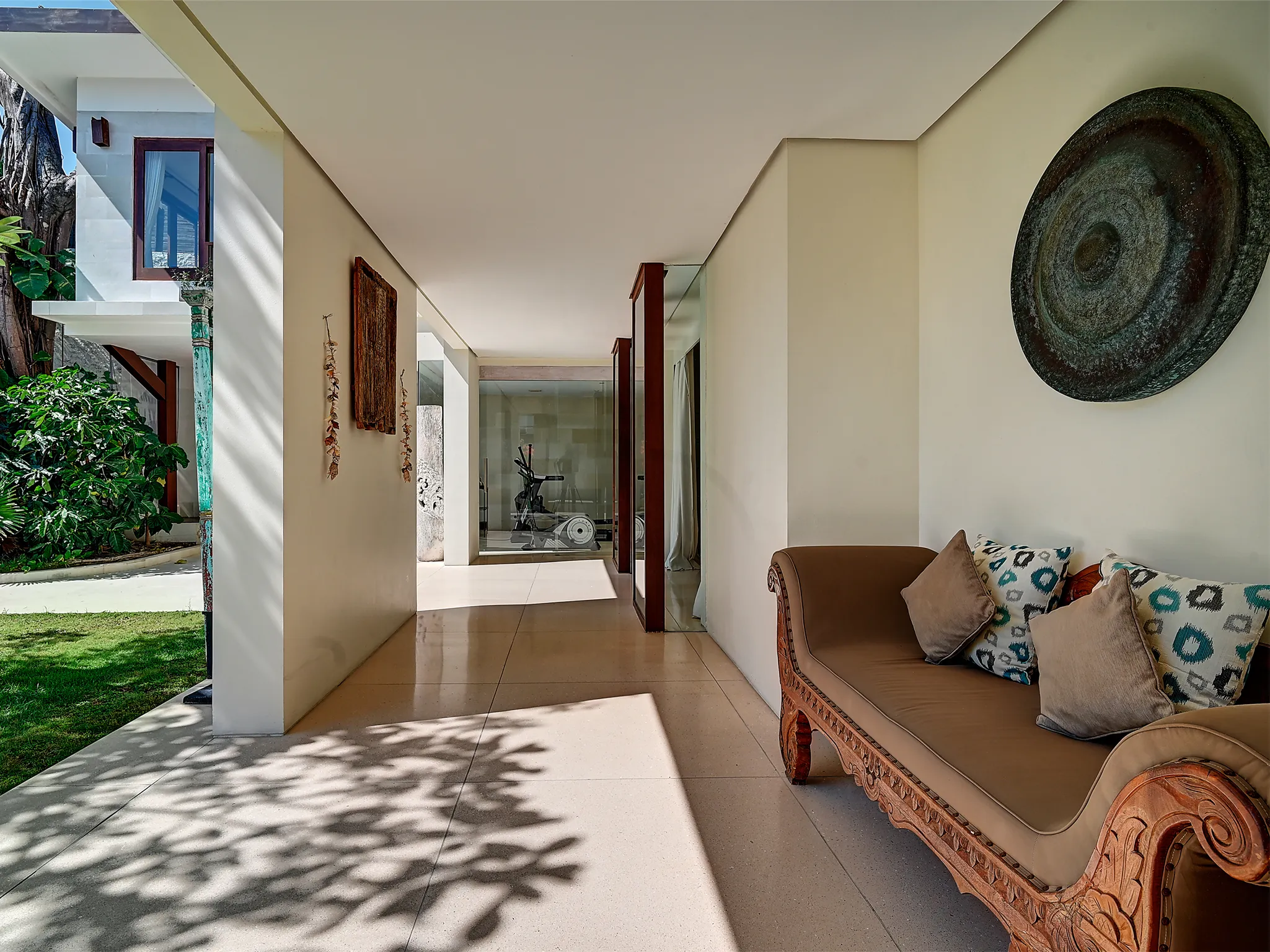 Casa Evaliza - The master suite pavilion open corridor