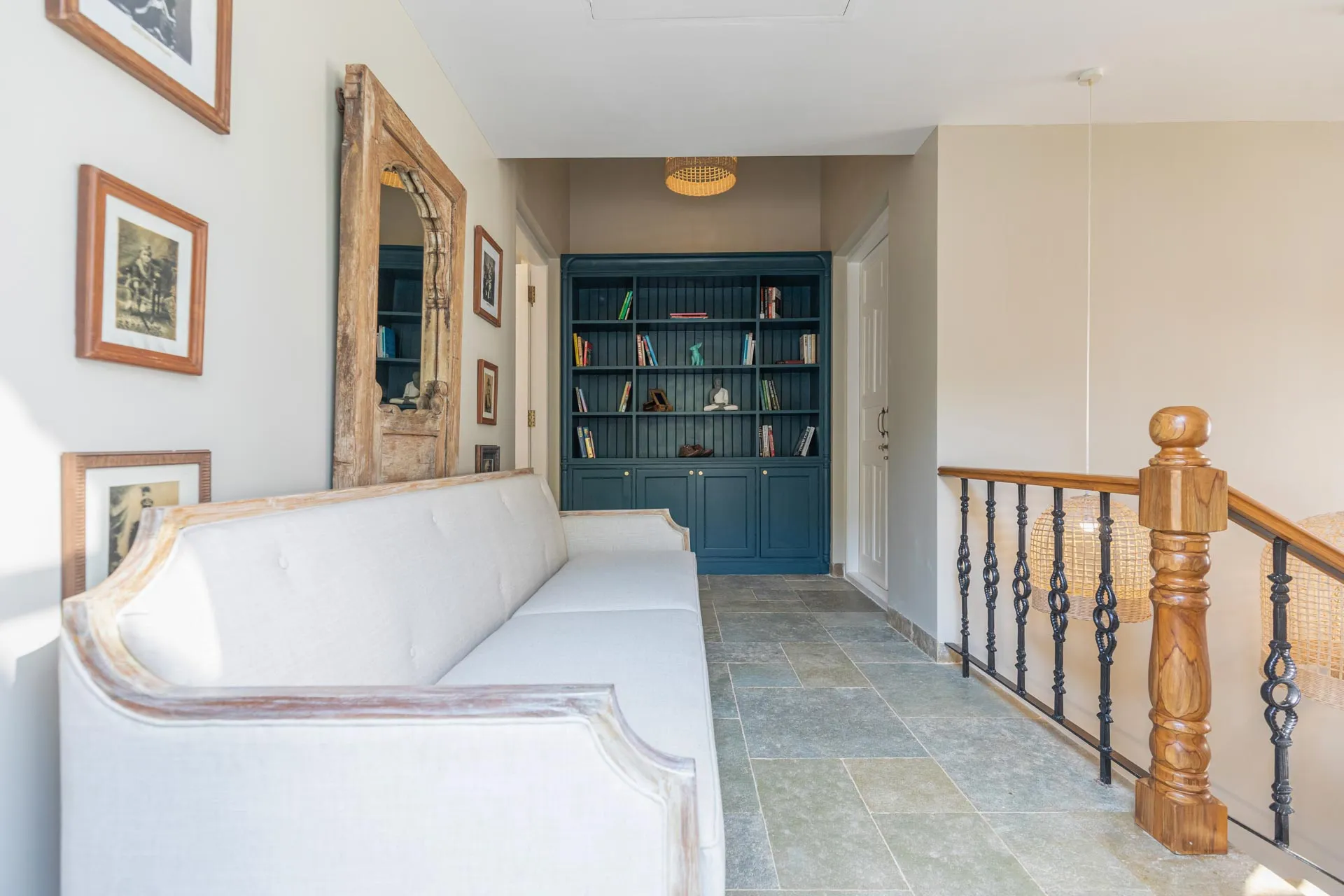 Colina - Villa E - First floor landing