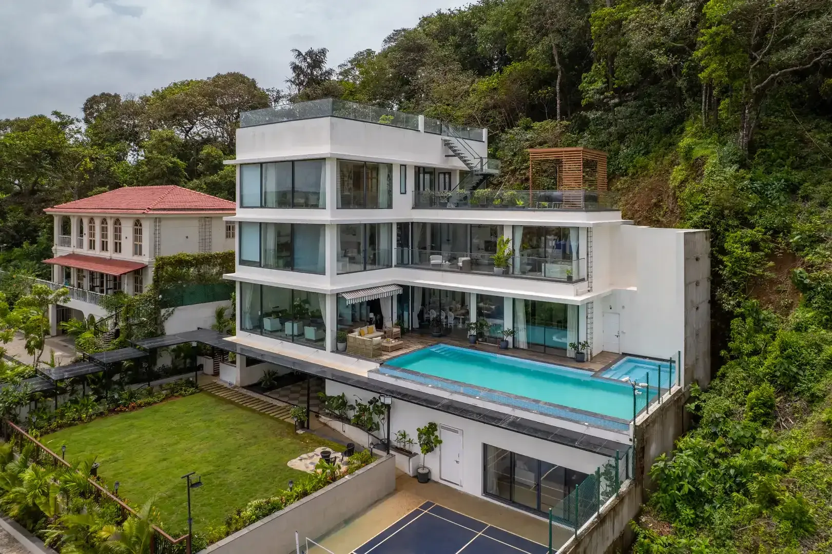 Facade | Estate de Alinthea, Goa