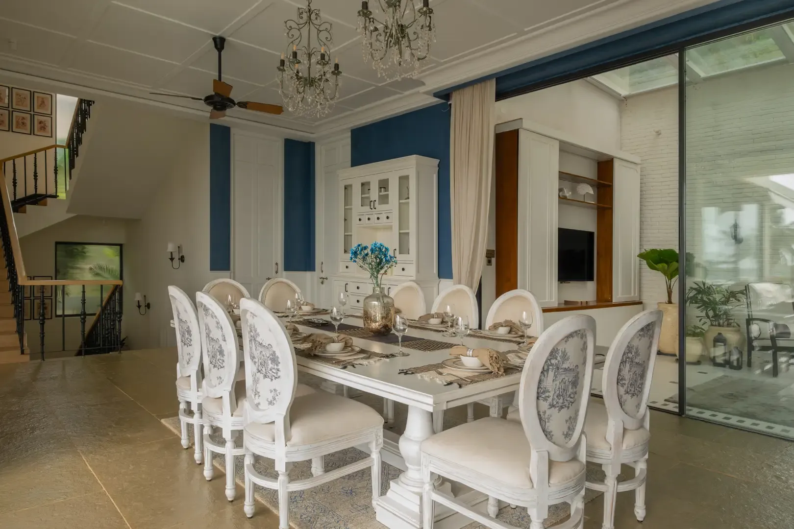 Dining Room | Estate de Alinthea, Goa