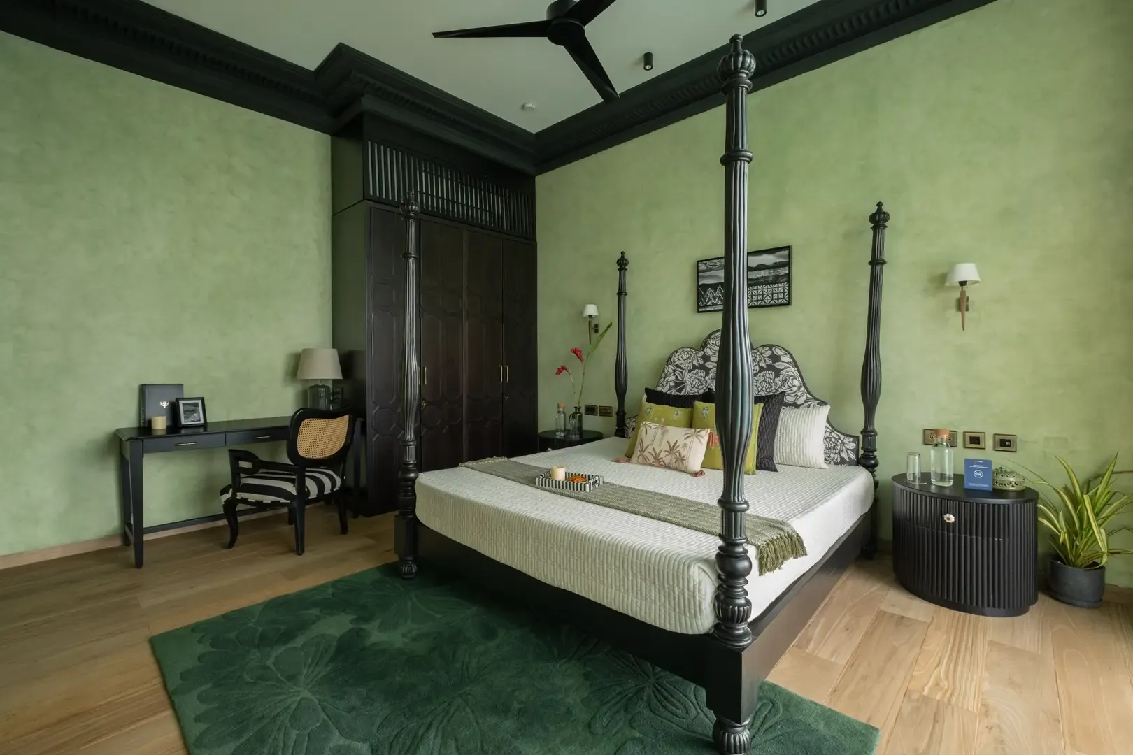Bedroom 1 | Estate de Alinthea, Goa