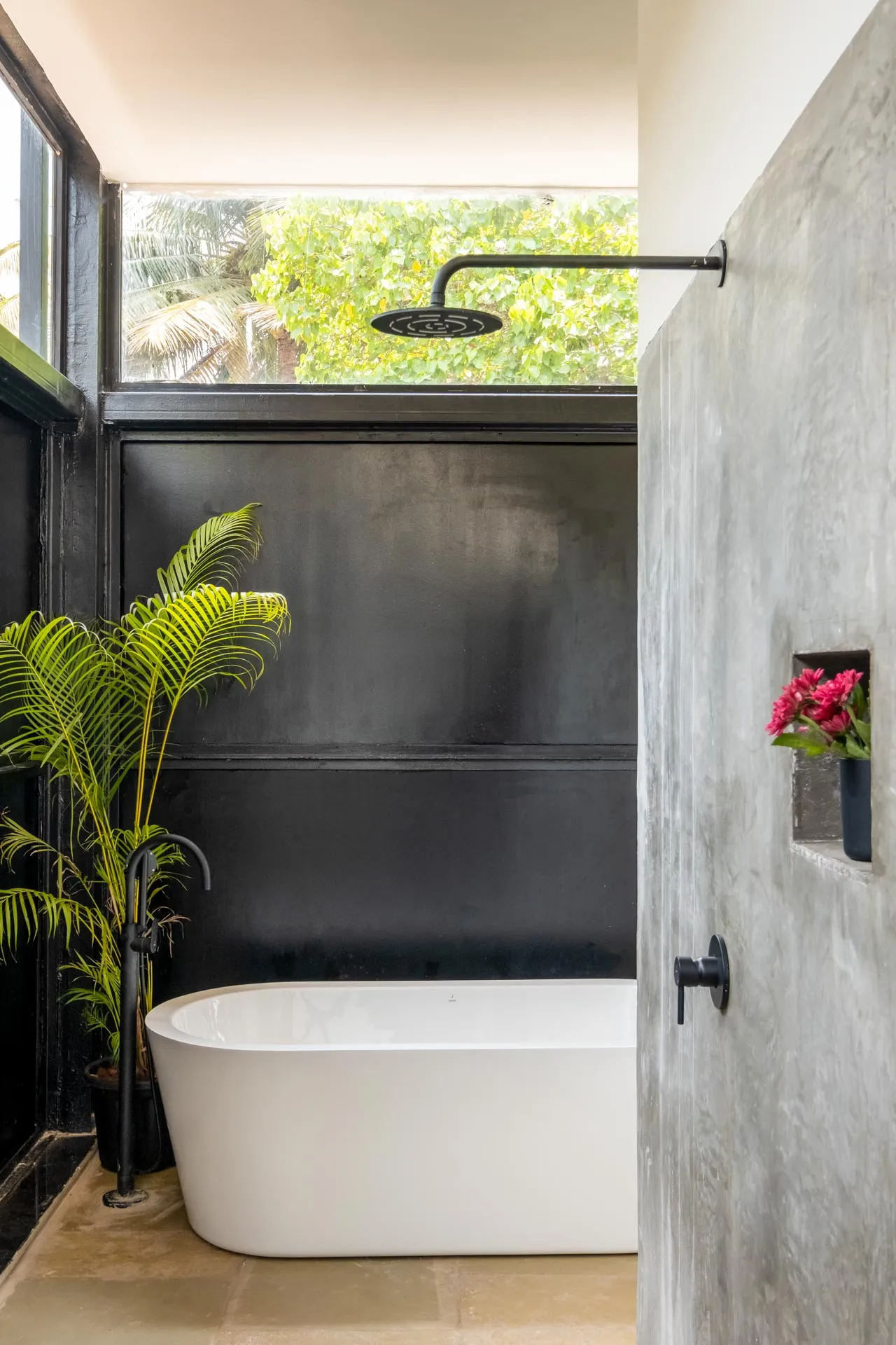 Glasshouse On The Bay -  Luxury villa in Goa