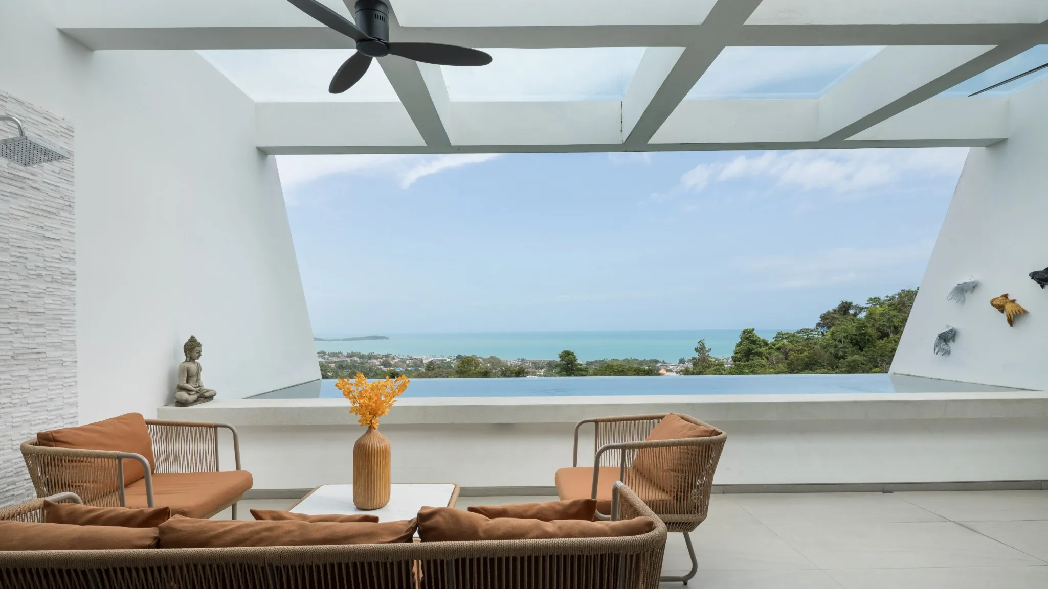 Golden Lotus - The Flourish Villa - Private terrace and pool