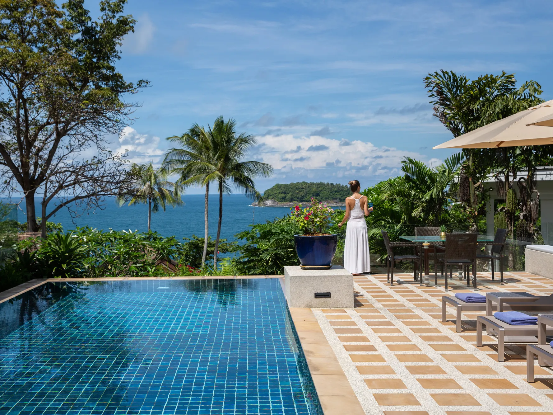 Infinity View - Laze away in paradise
