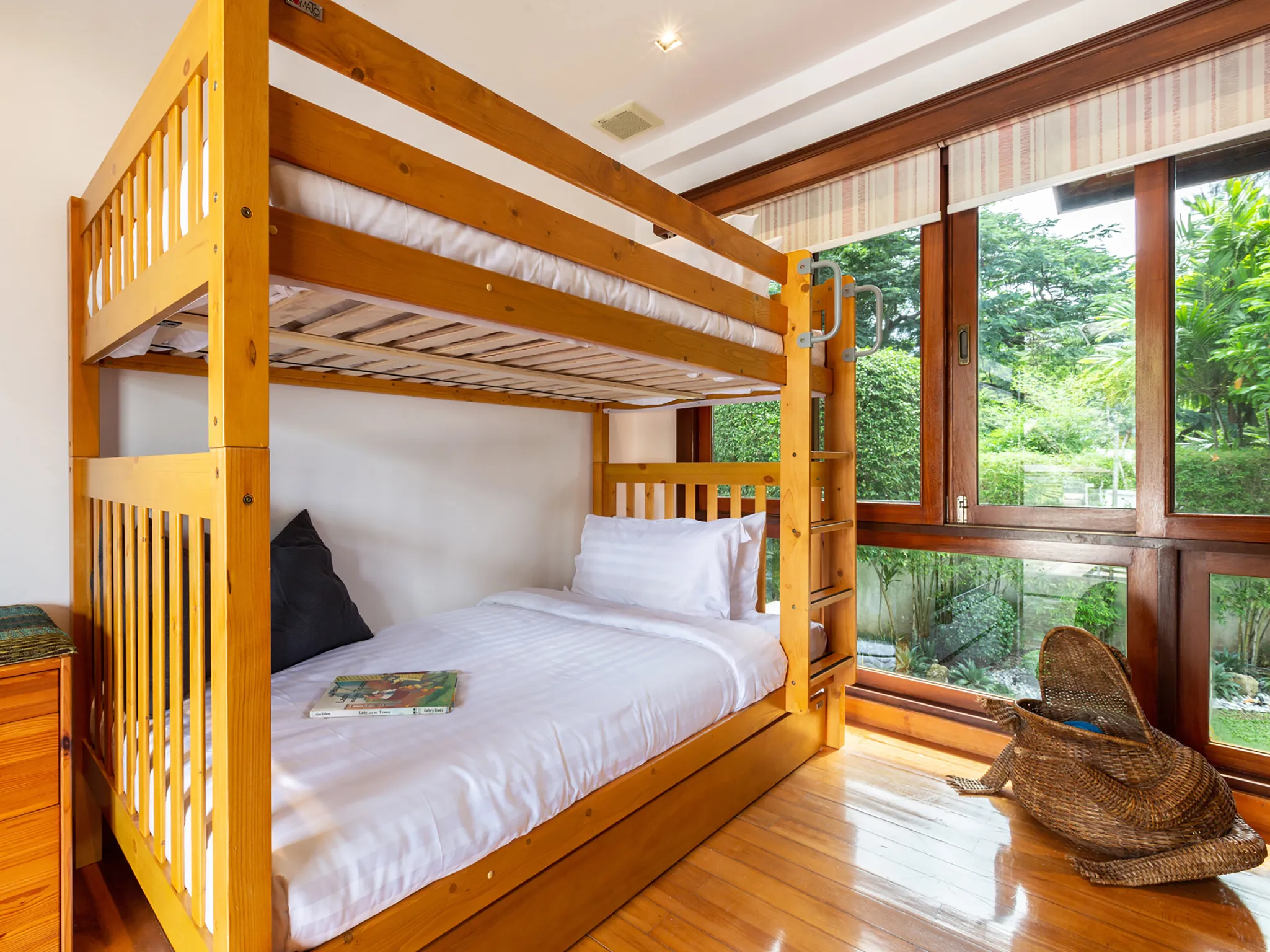 Infinity View - Kids' room