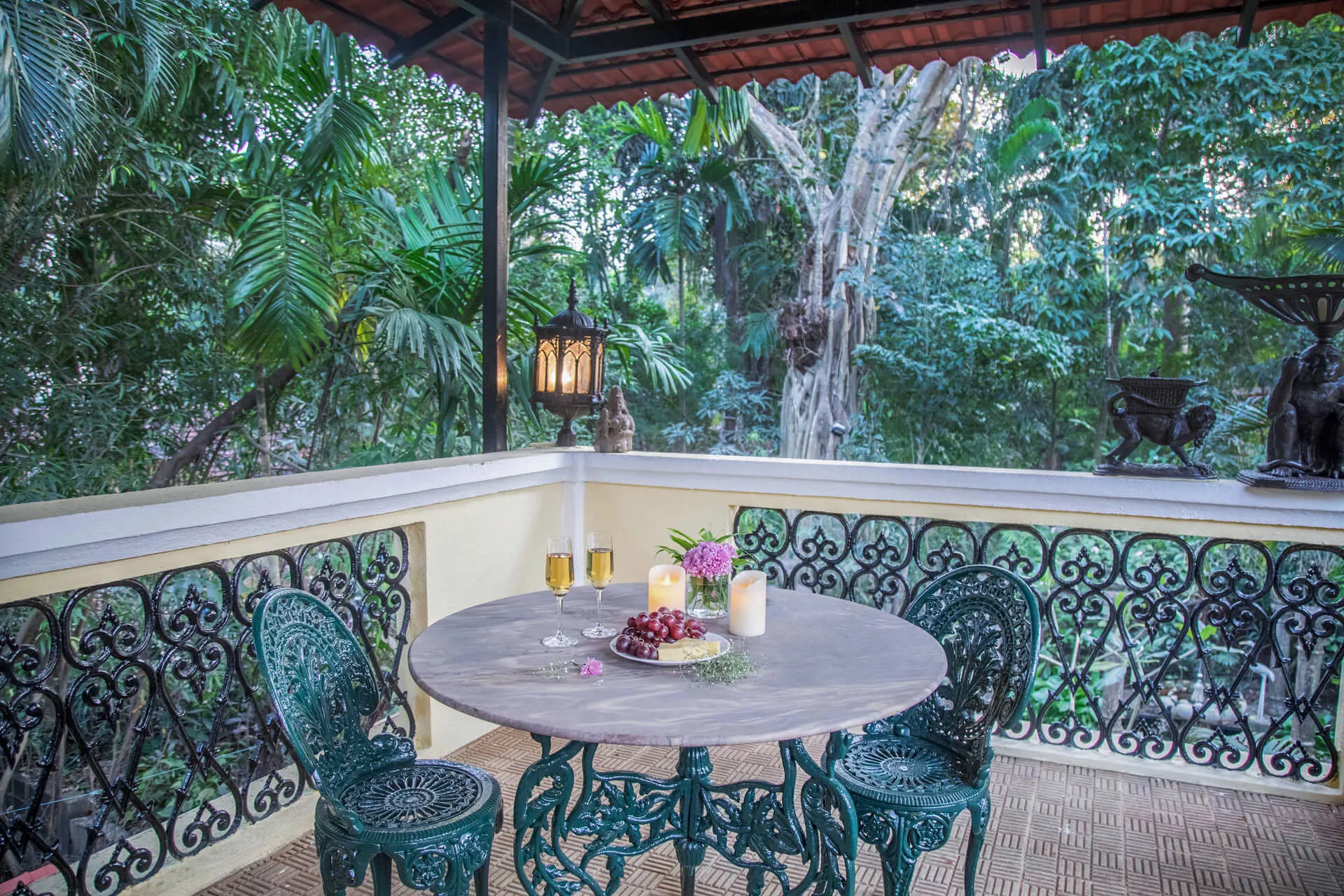 Ishavilas - Balcony Dining Table