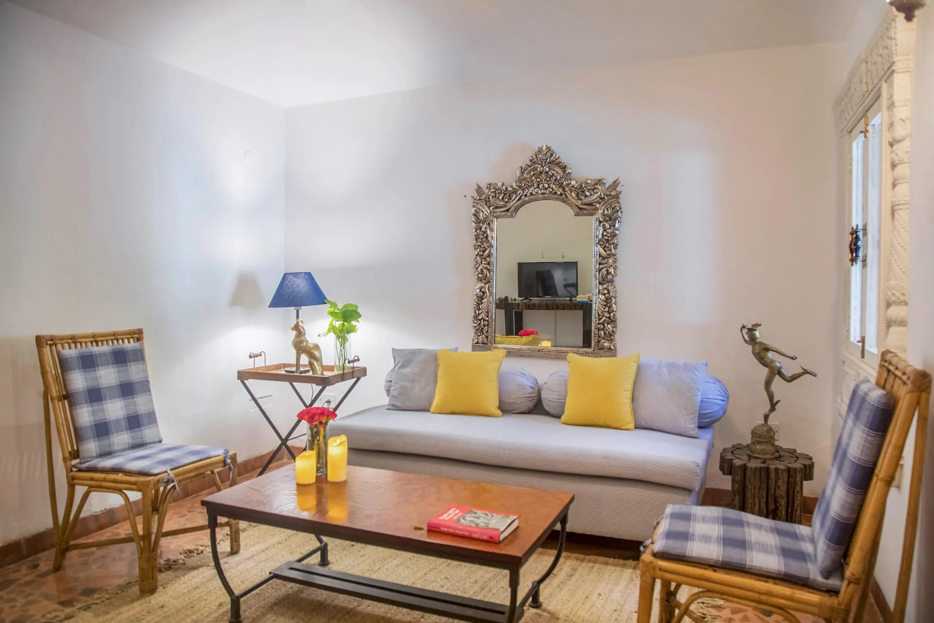 Ishavilas - Villa Lounge Area
