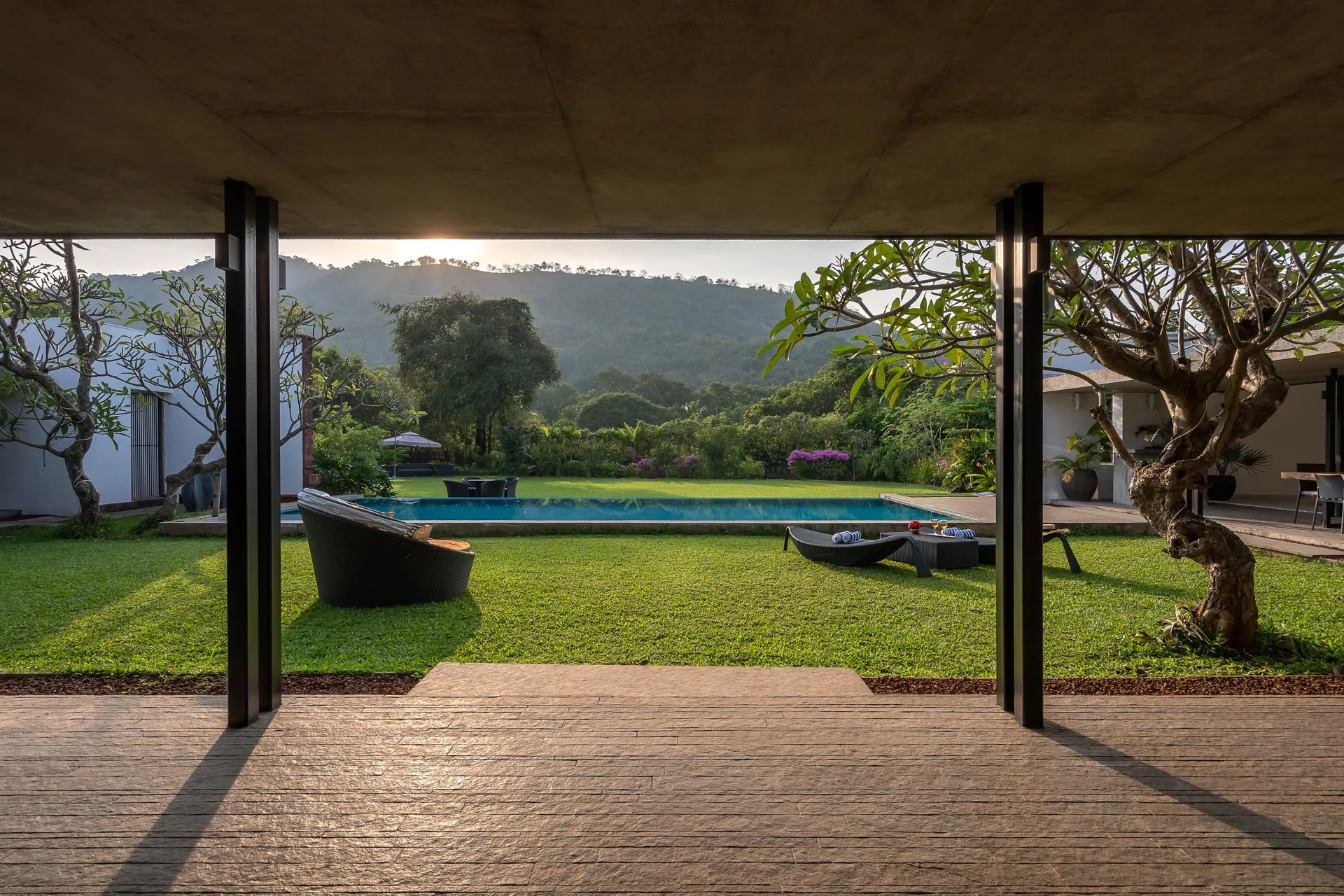 Laterite House - Outdoor Area