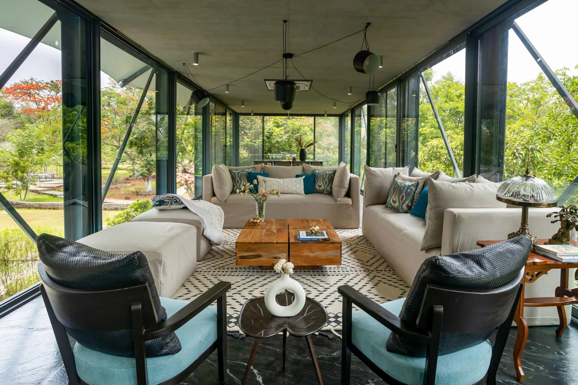 Maharajah House - Living area 1