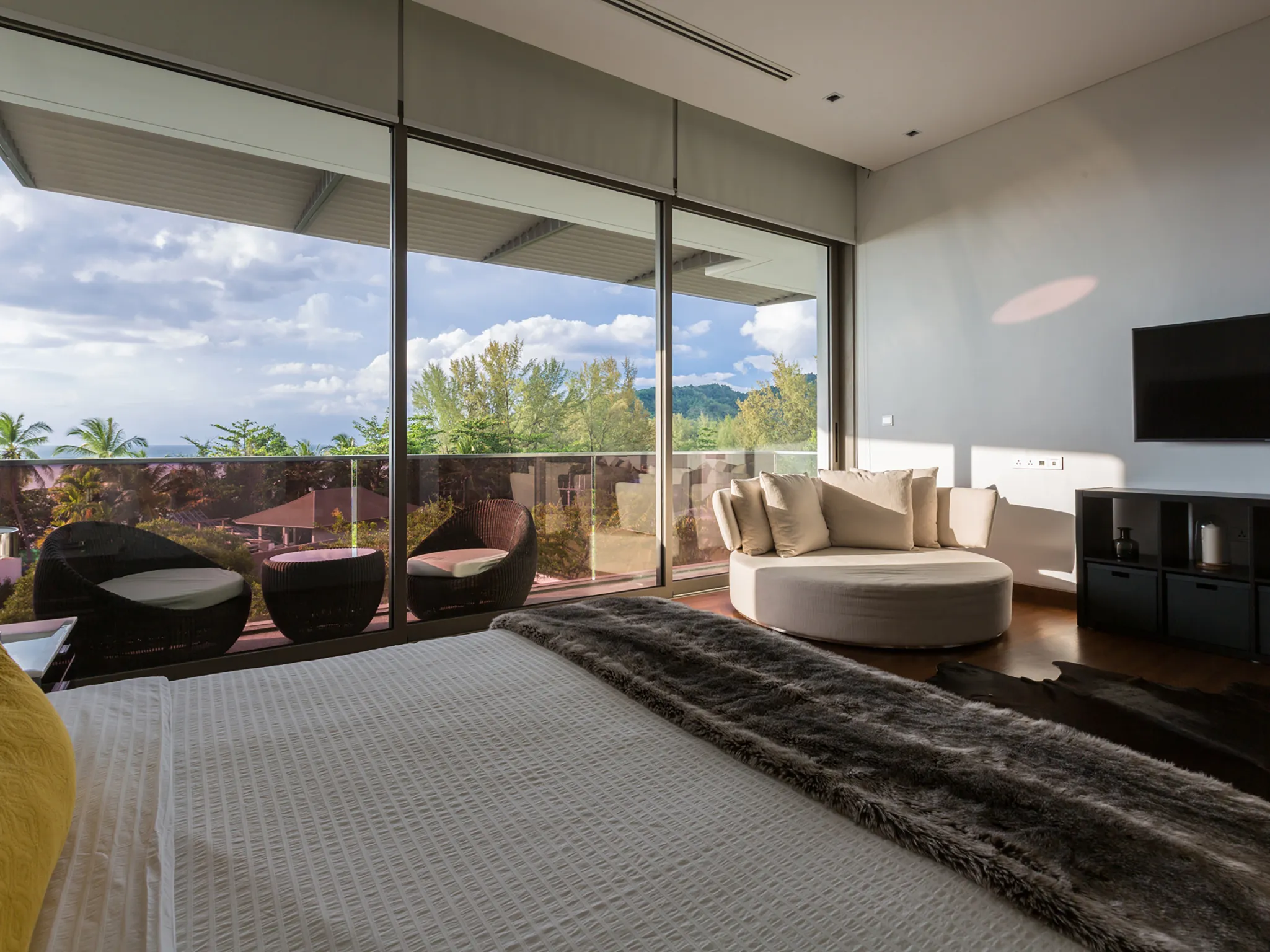Malaiwana - Patio Duplex - Master bedroom