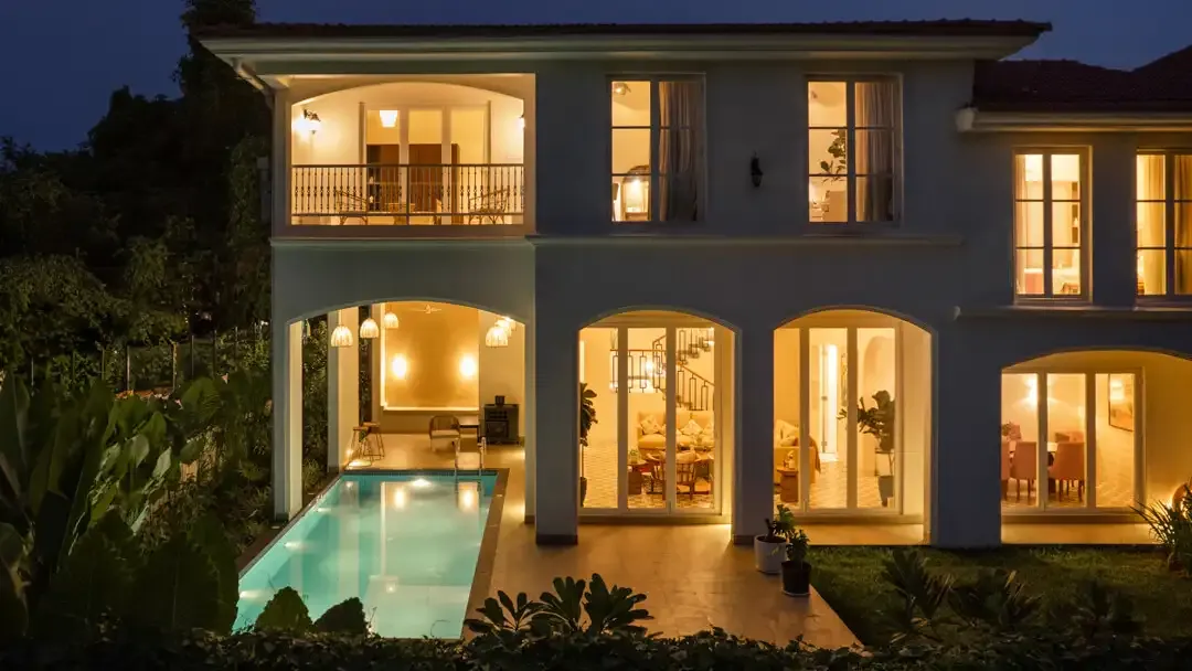 Evening Facade | Moira Villa 12