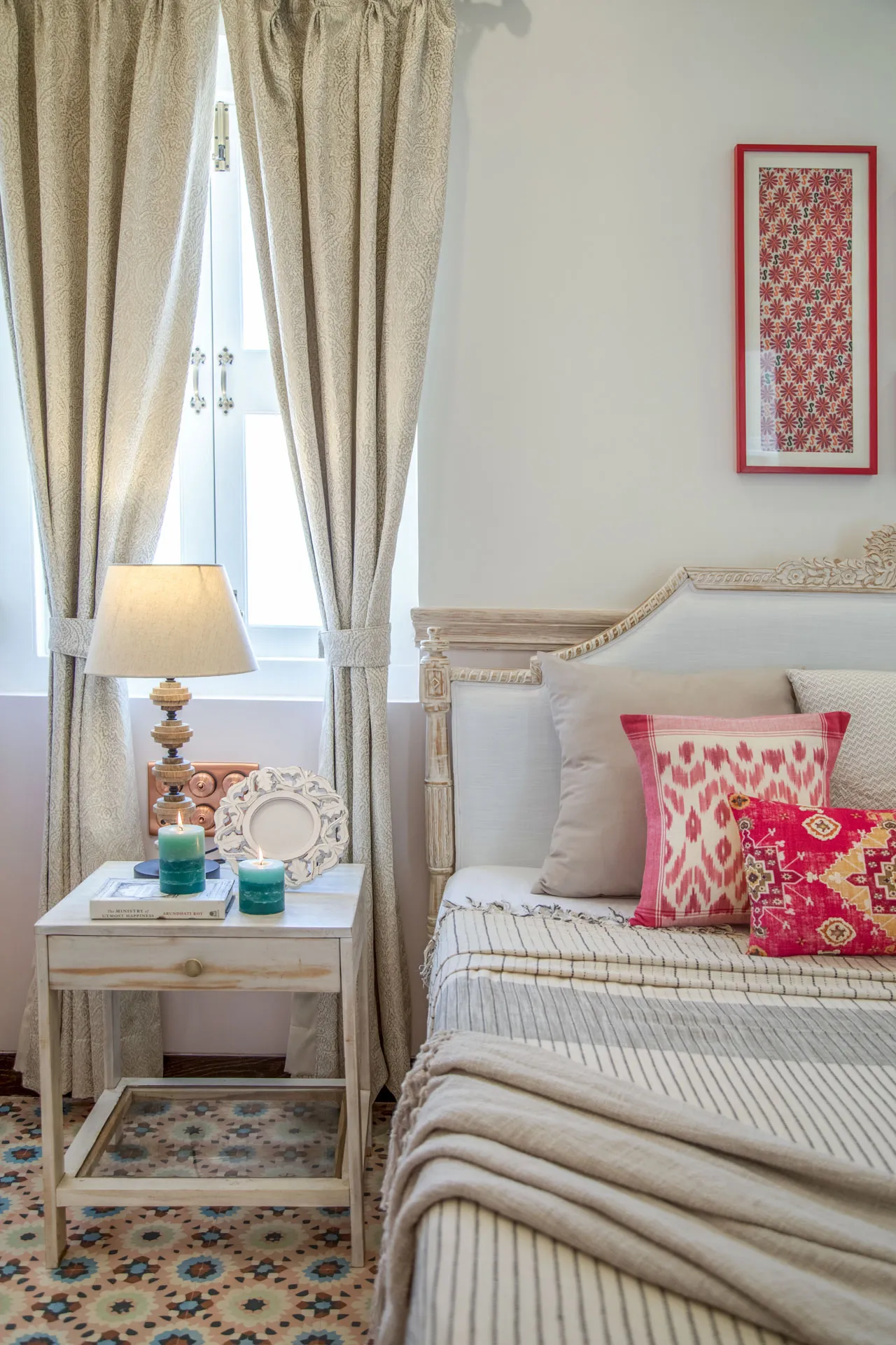 Monforte Villa E – Bedroom Table