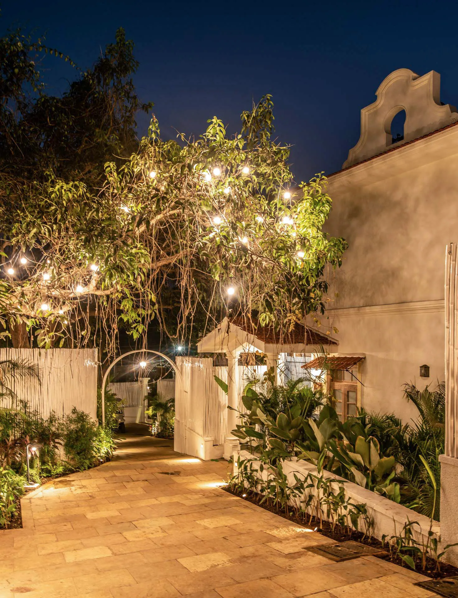 Monforte Villa H - Night View