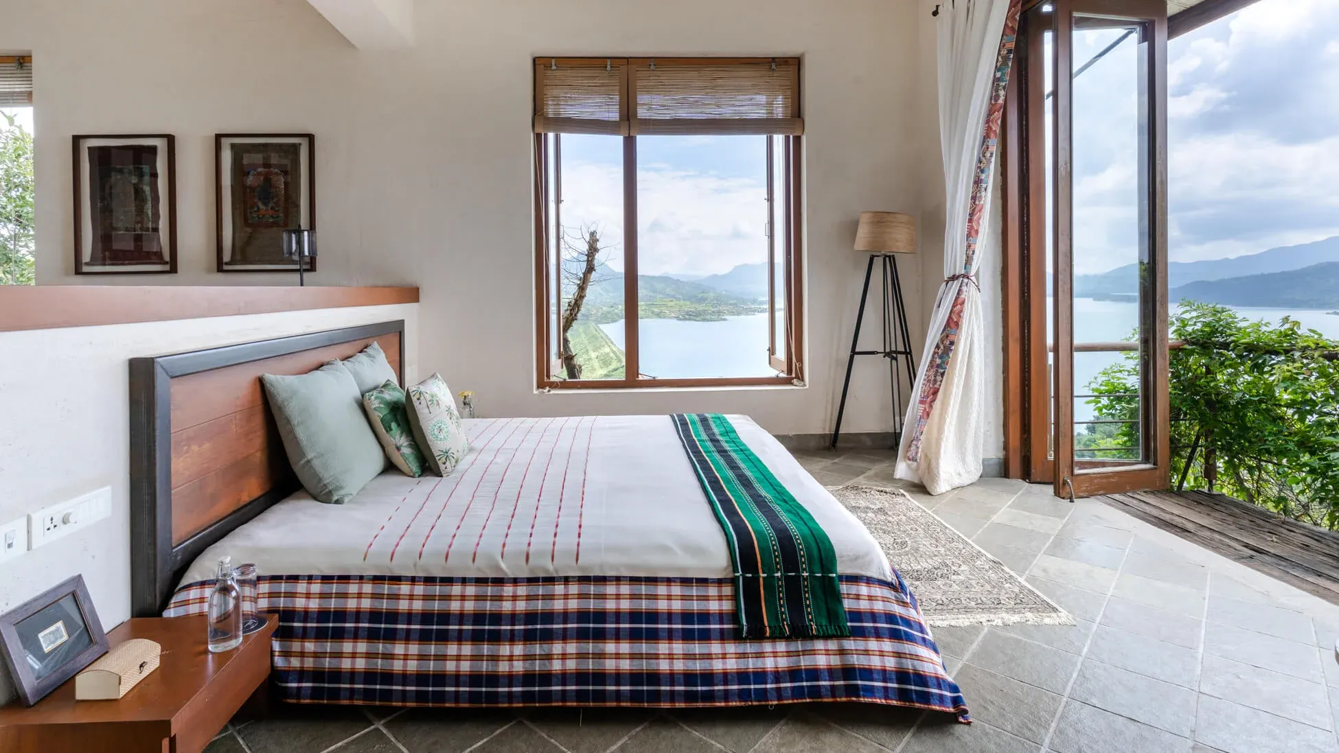 Om Anantha - Infinitum - Master Bedroom