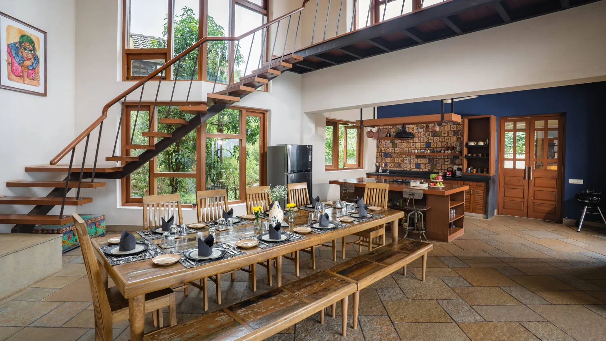 Om Anantha - Infinitum - Dining Area with kitchen