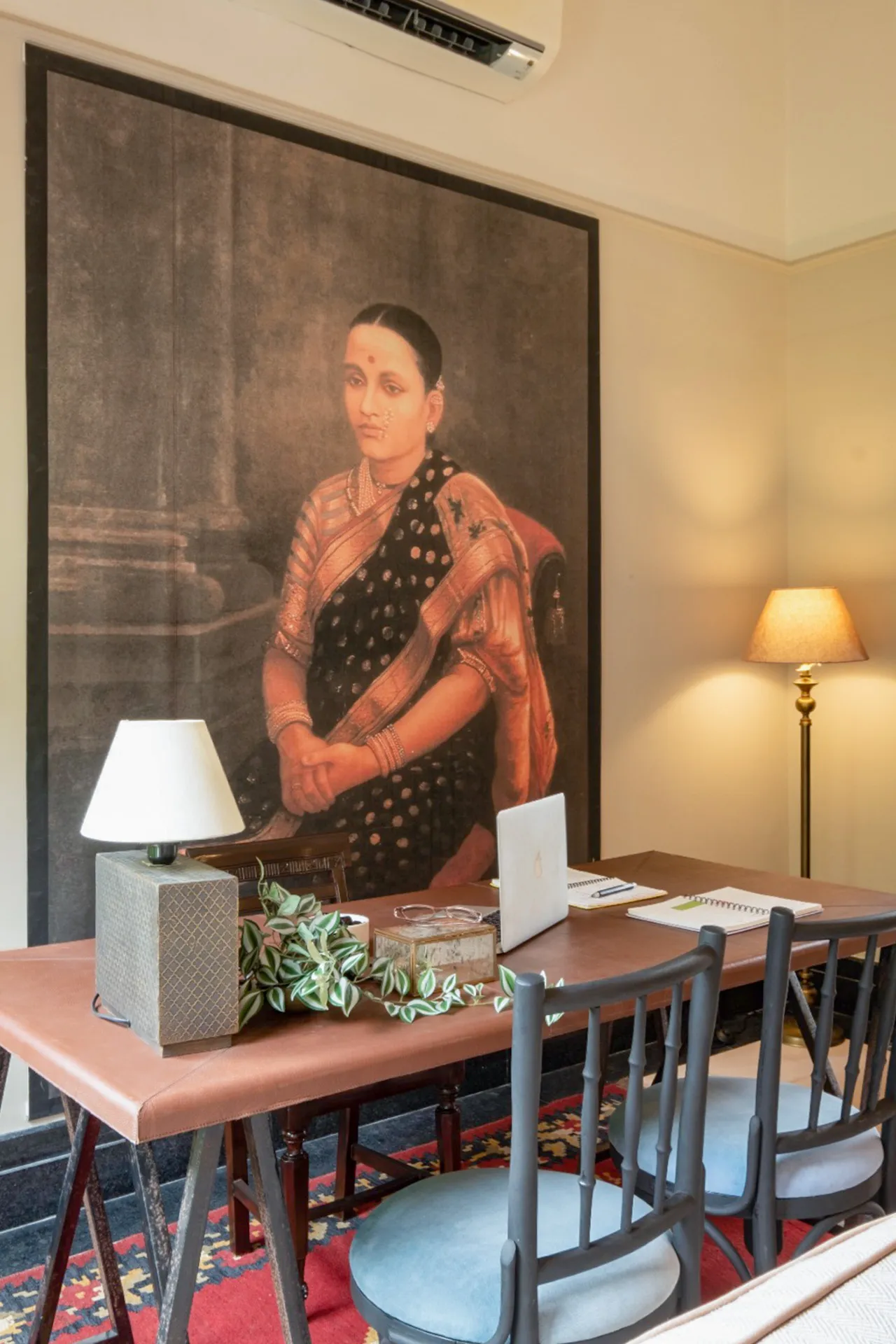 Orchard Villa - Study Table