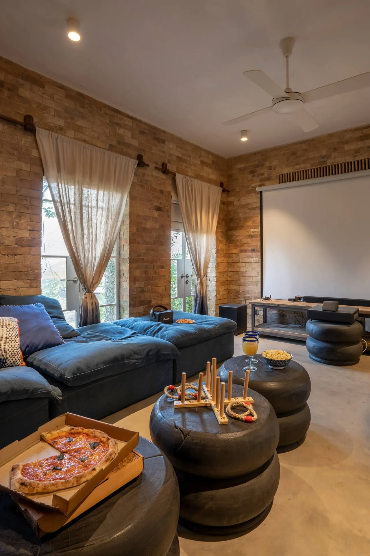 The Ray Villa - TV Room