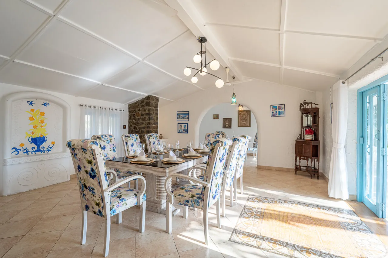 Villa with dining | Villa Santorini, Alibaug