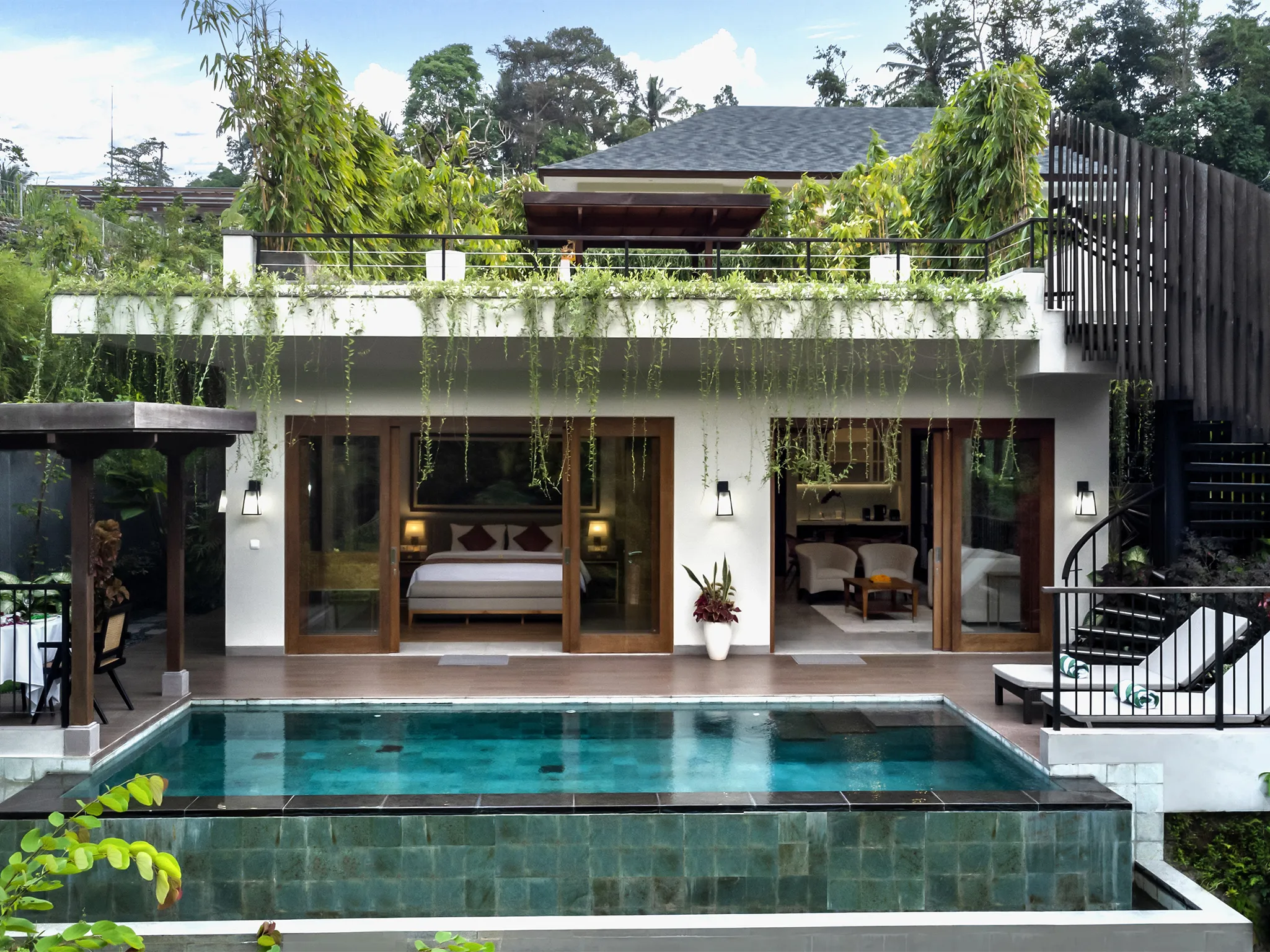 Pala Ubud - Villa Catur - Cosy modern tropical riverside villa