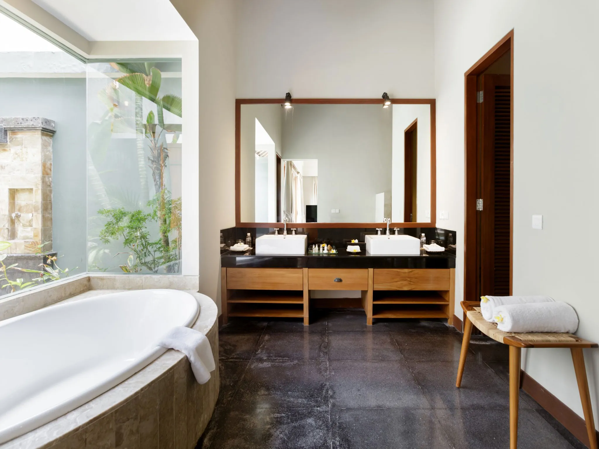 The Shanti Residence - Bathroom Area