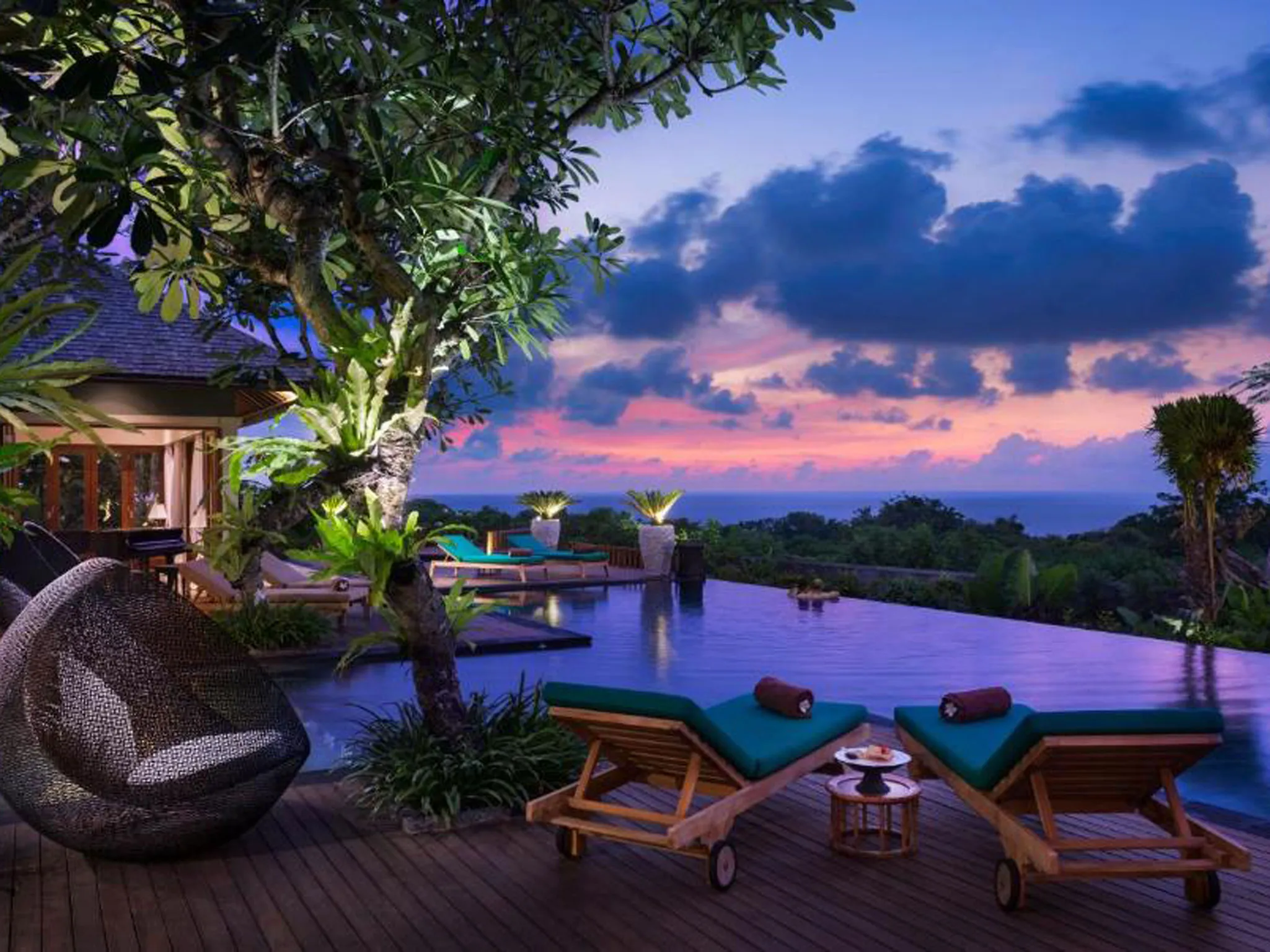 The Shanti Residence - Villa at Dusk