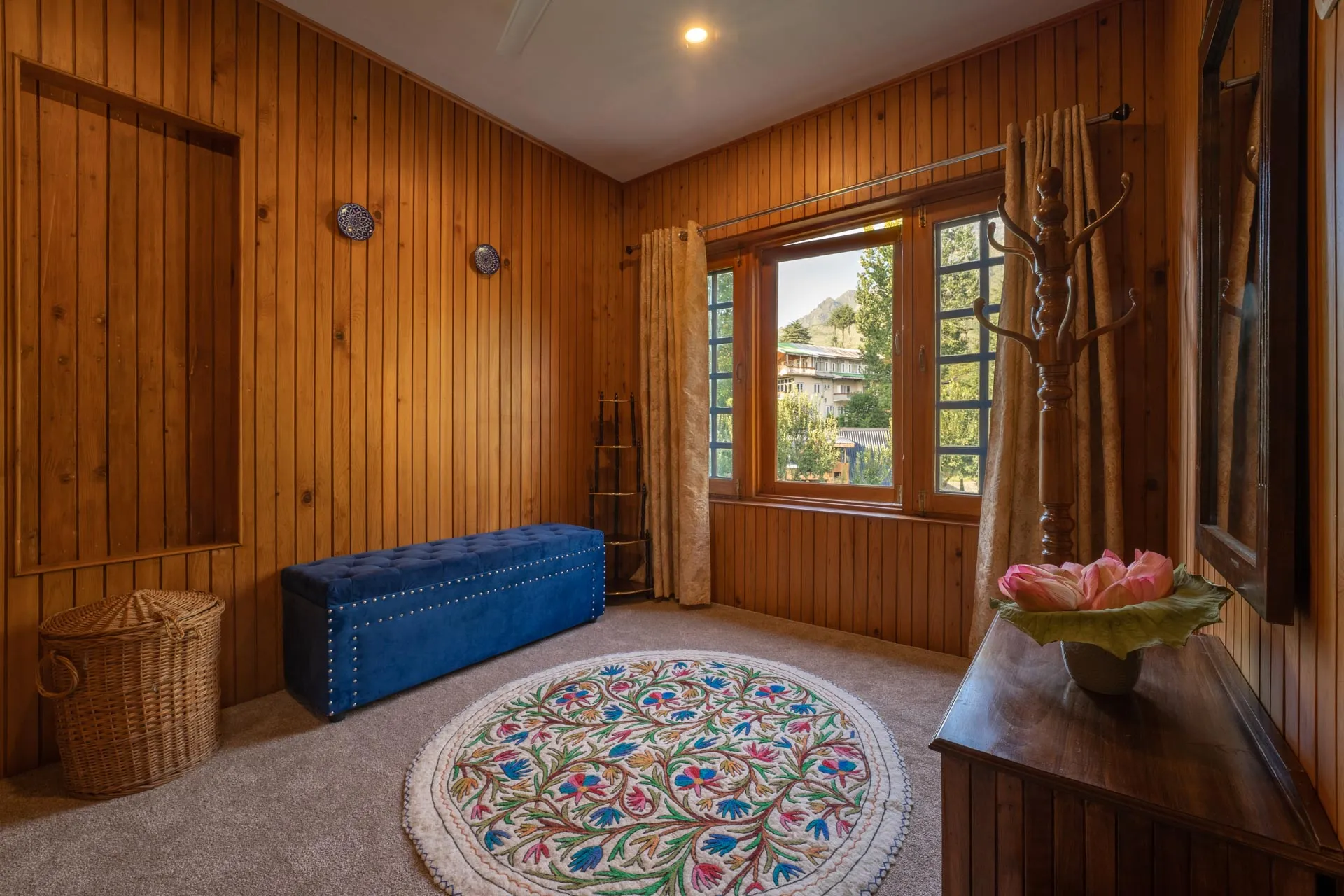 Zaznar - The White House - Bedroom view 4