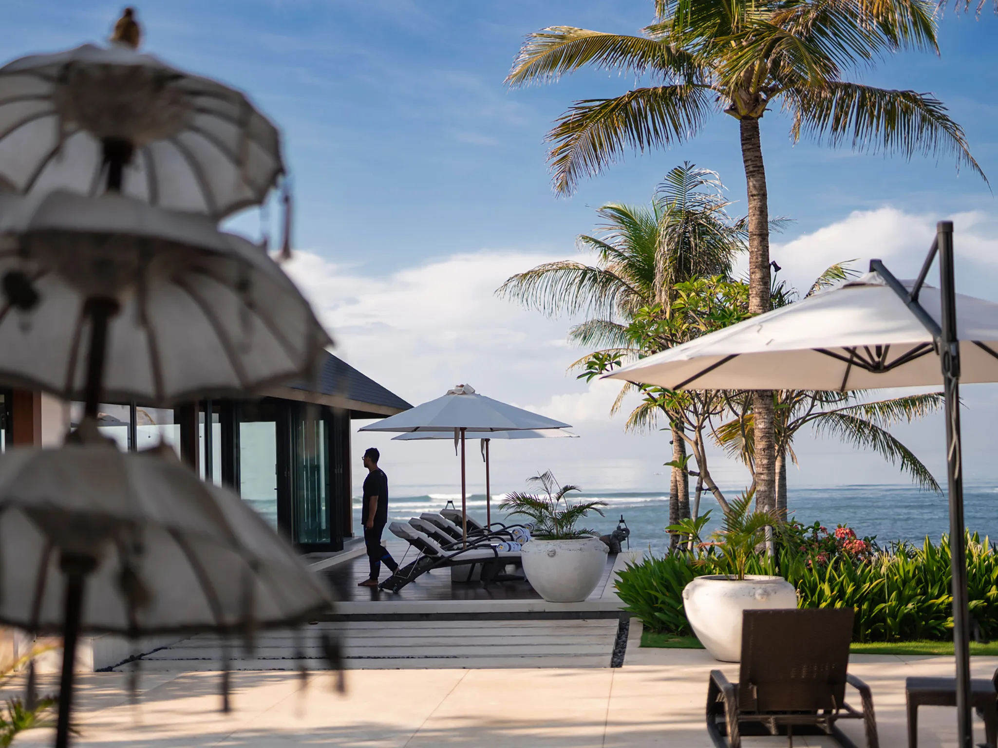Tirtha Bayu Villa II - Balinese and contemporary design fusion