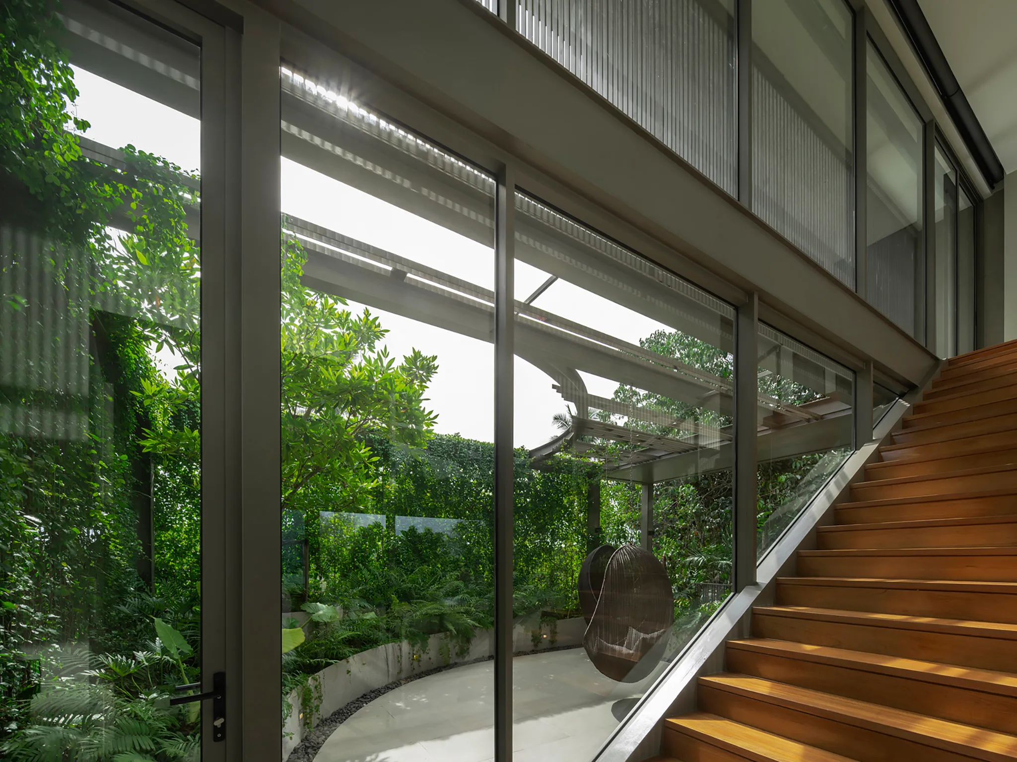 Veyla - Sea Villa - Glass panelled windows