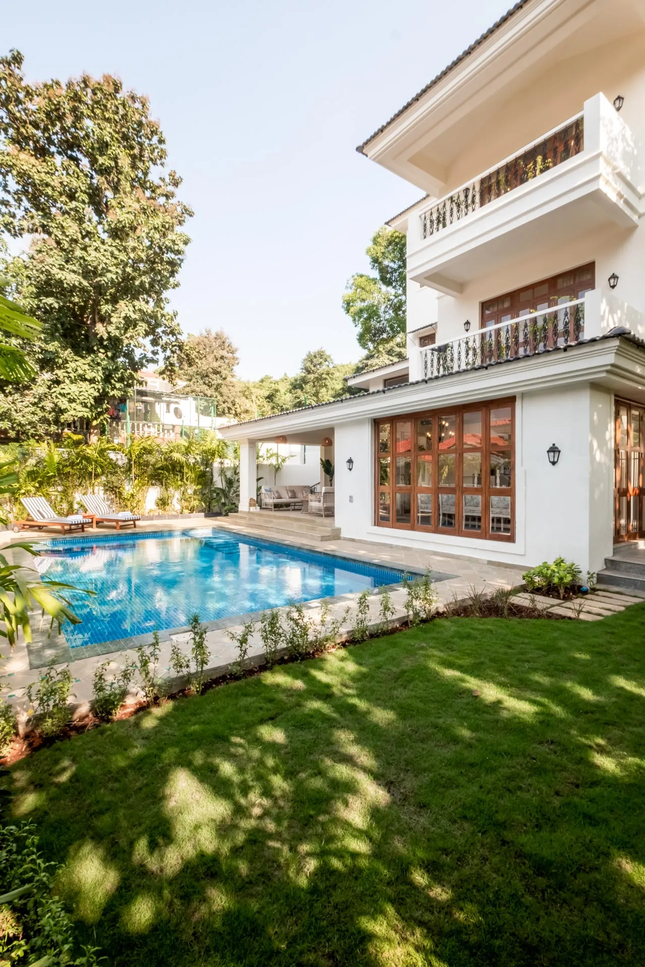 Villa Athena - Lawn view pool