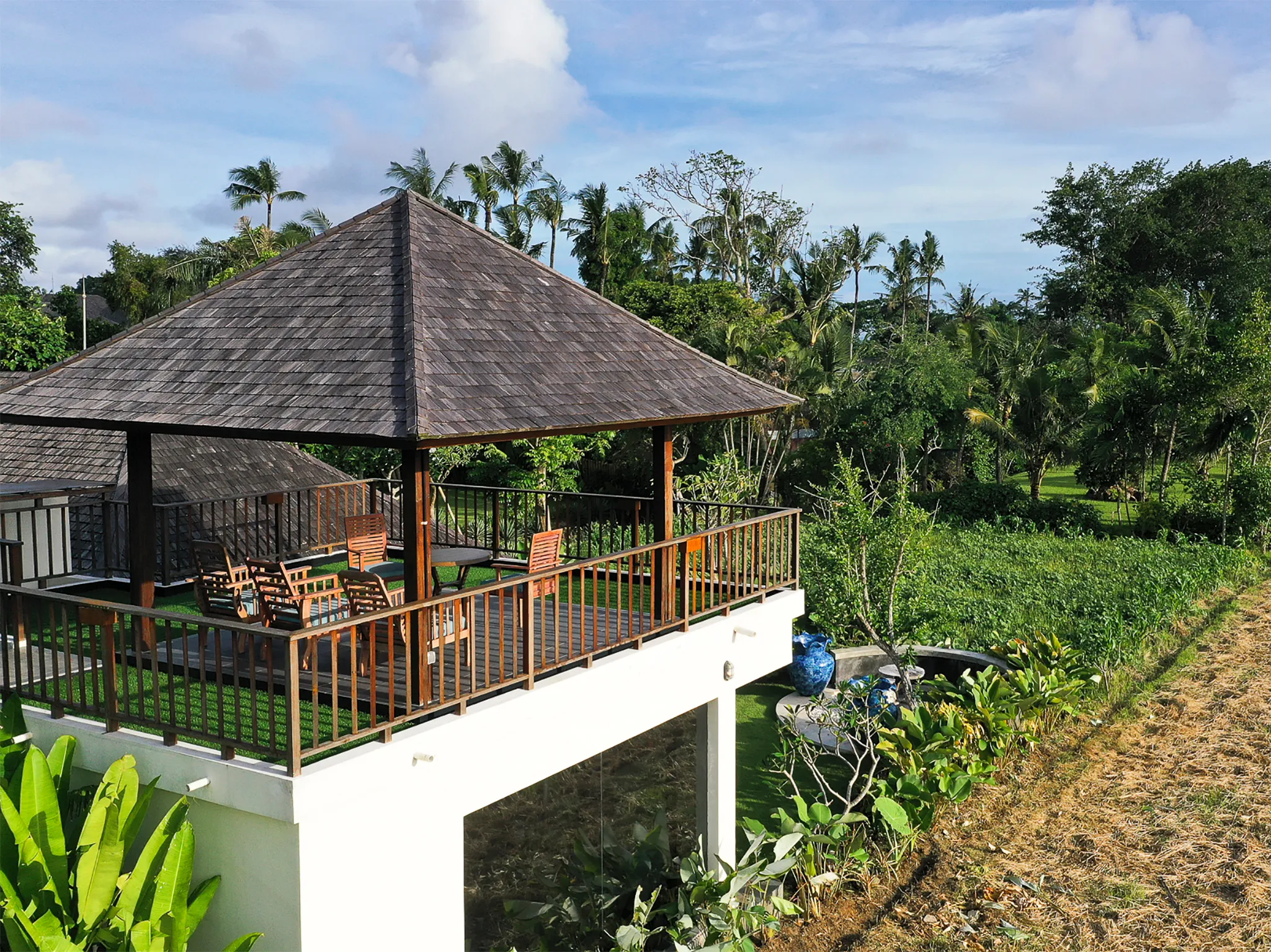 Villa Bangkuang - Balcony Area with Mountain View