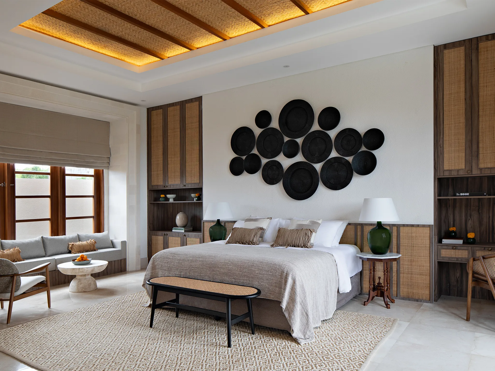 Villa Dhanika - Luxurious master bedroom