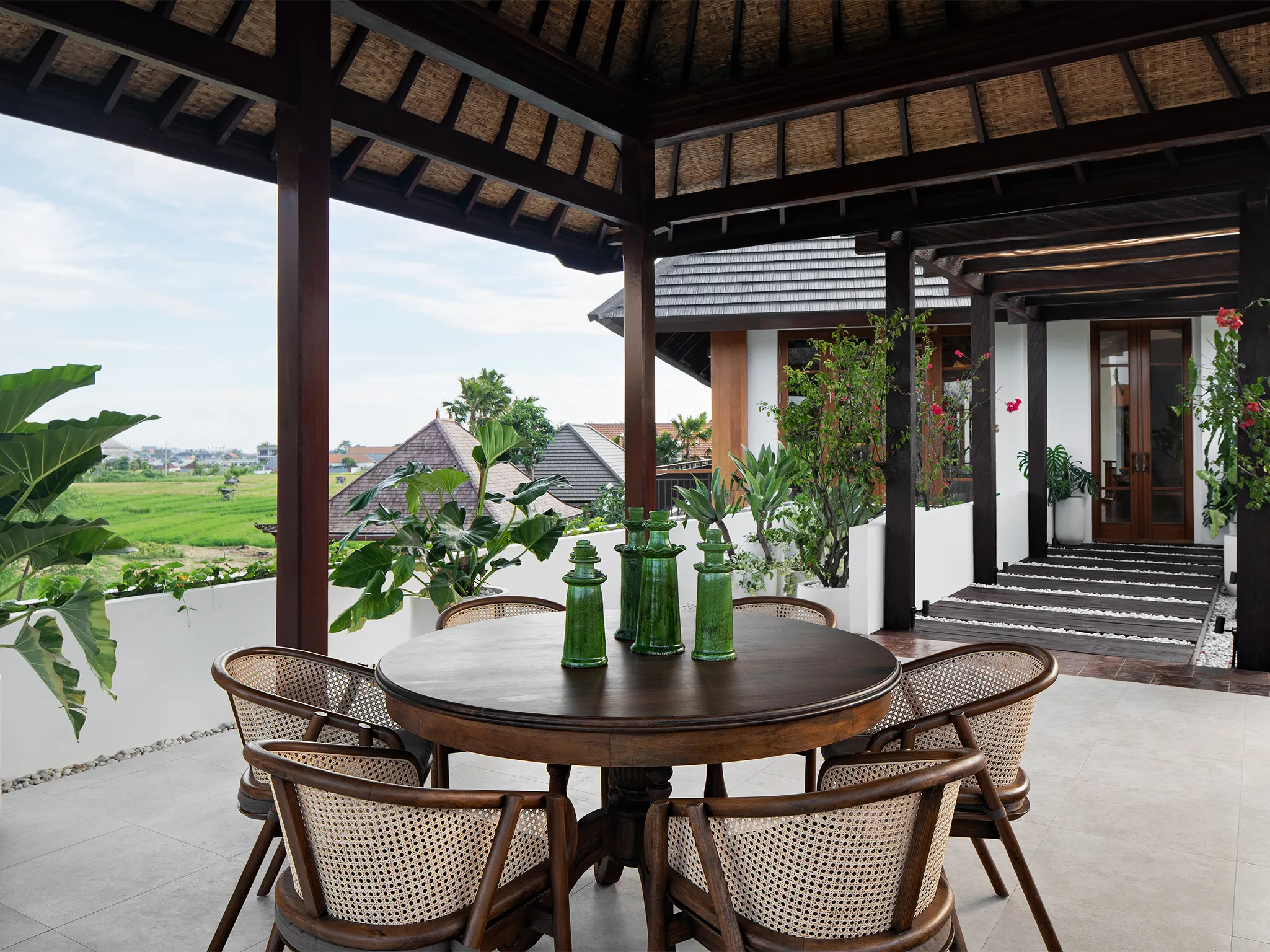 Villa Dhanika - Rooftop cabana with beautiful rice field views