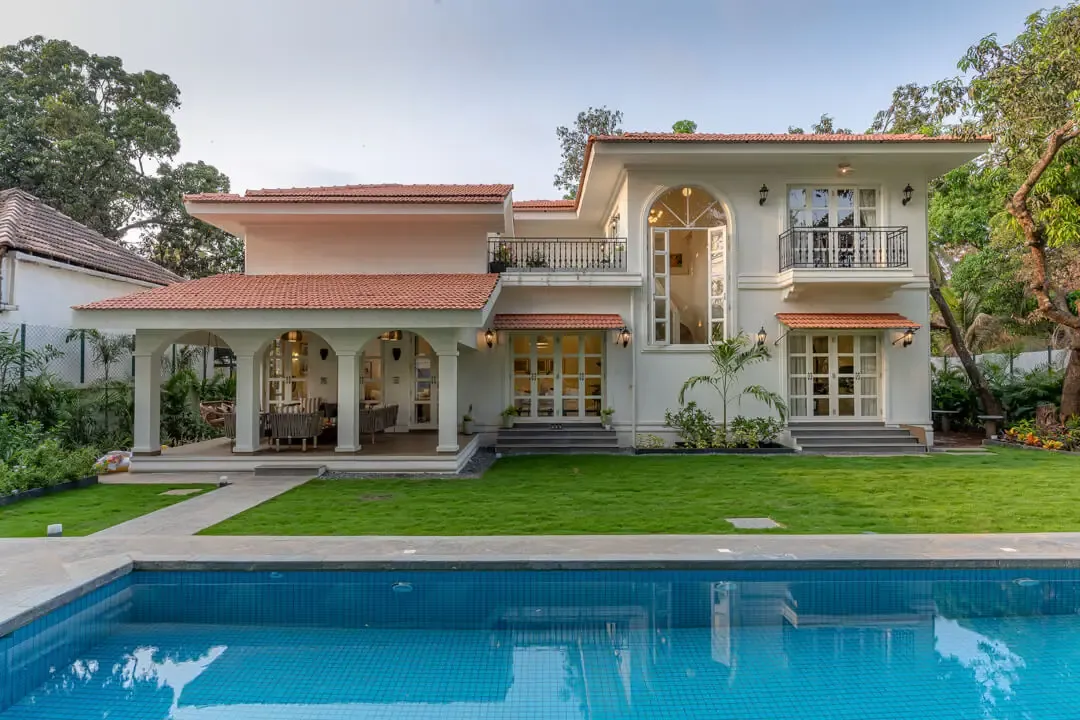 Kefi Villa - Lawn Area