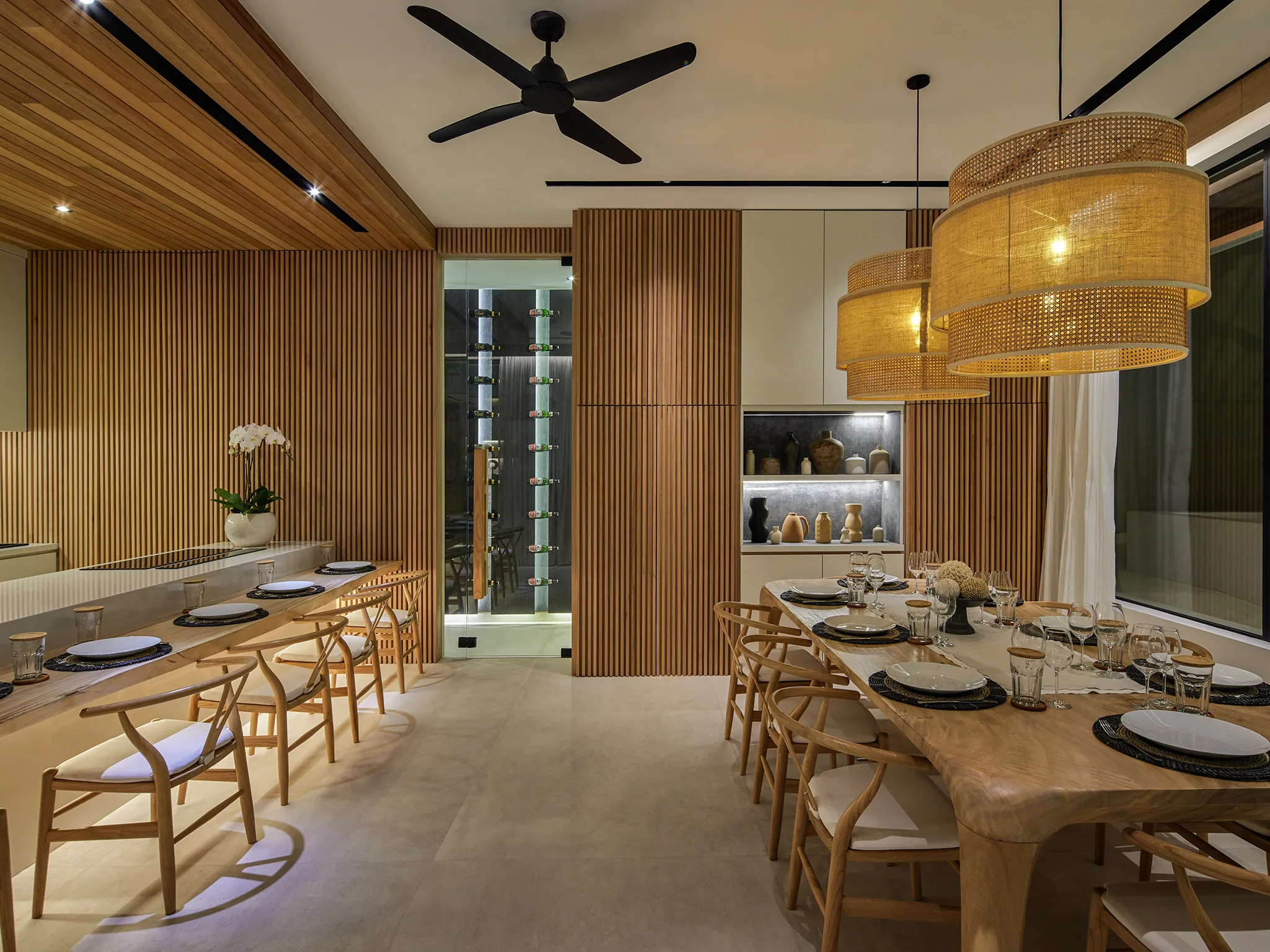 Villa Nini Elly - Interior dining and breakfast counter