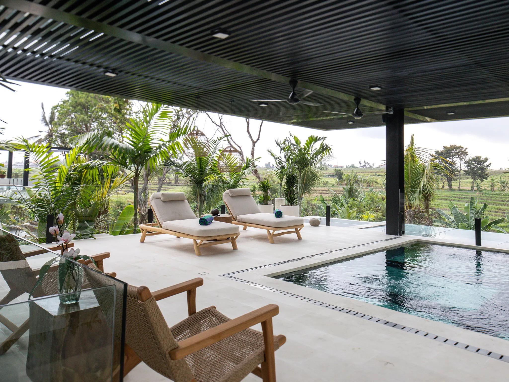Villa Norbu - Relaxing master bedroom terrace and plunge pool