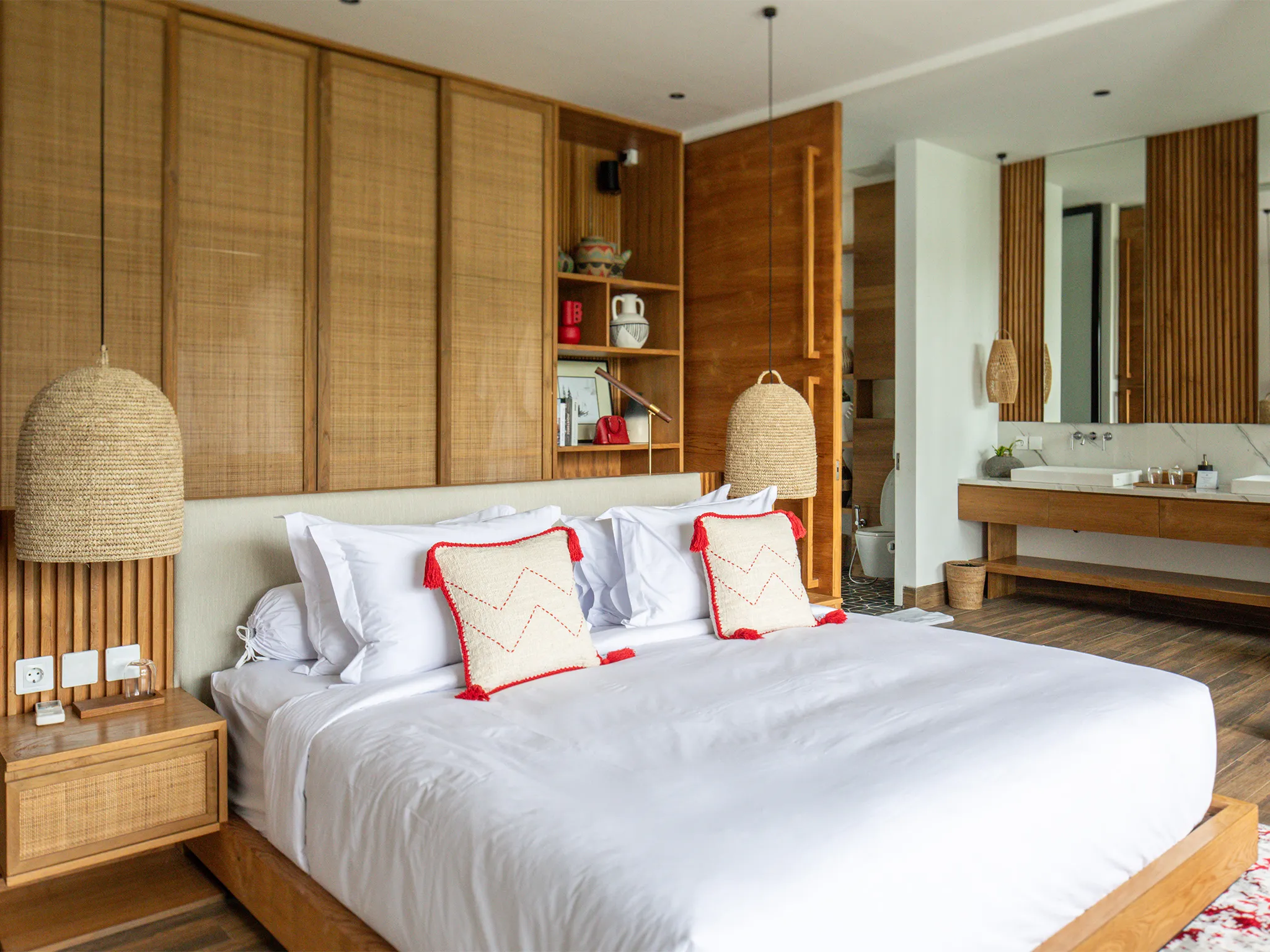 Villa Norbu - Restful guest bedroom
