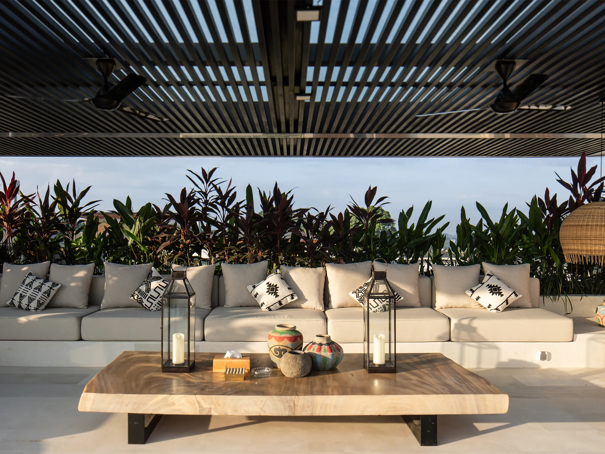 Villa Norbu - Relax and watch the stunning sunset in the rooftop sala