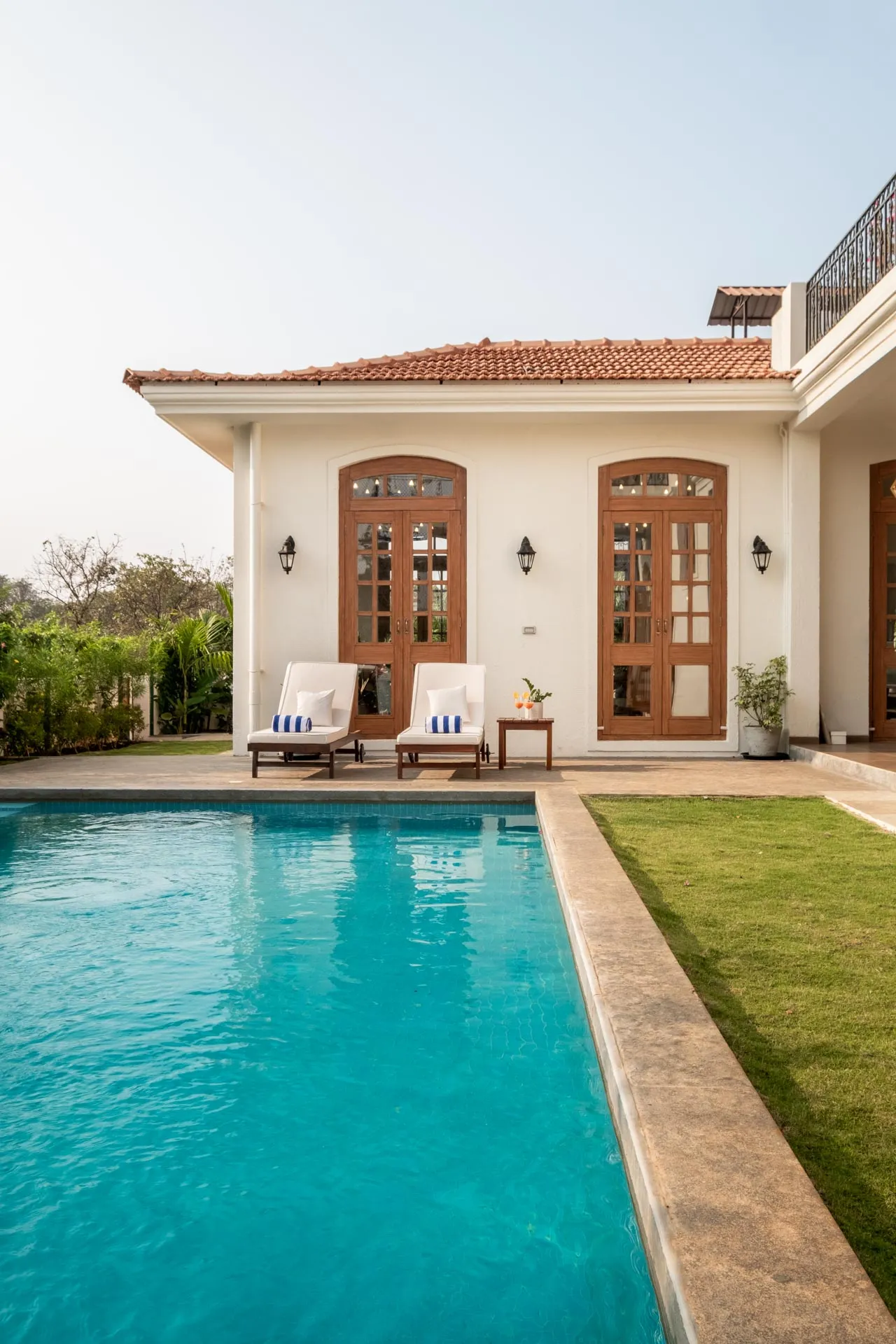 Villa Sobreda - Poolside
