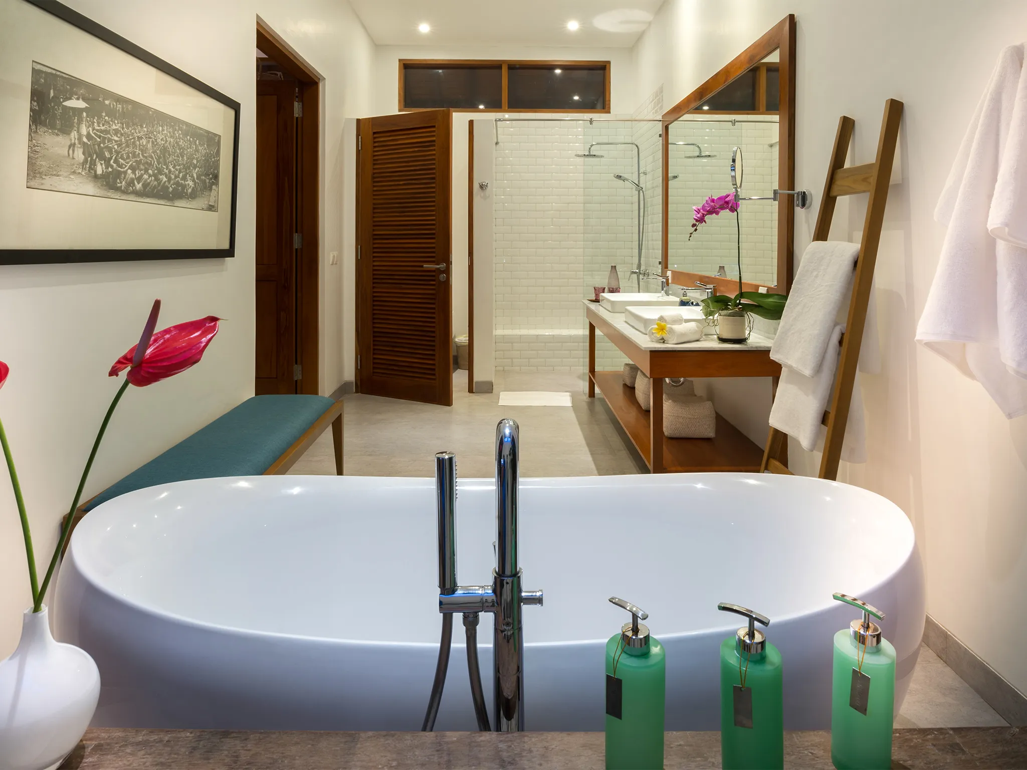 Sol y Mar - Relaxing bathroom with freestanding bathtub