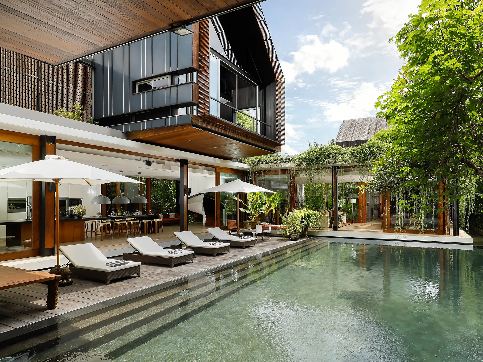 Villa Svarga - Cool garden pool