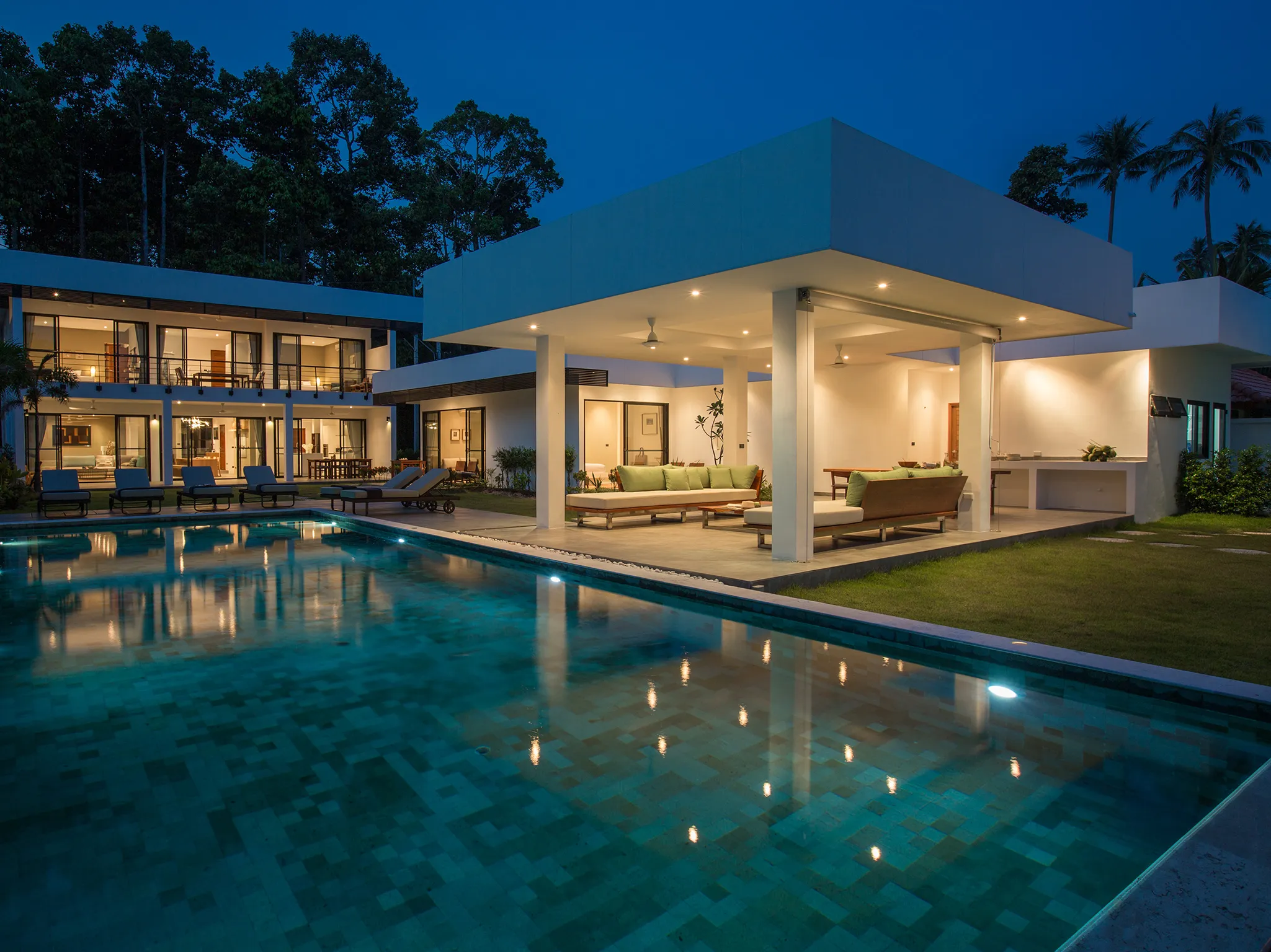 Villa Thansamaay - Captivating villa at night