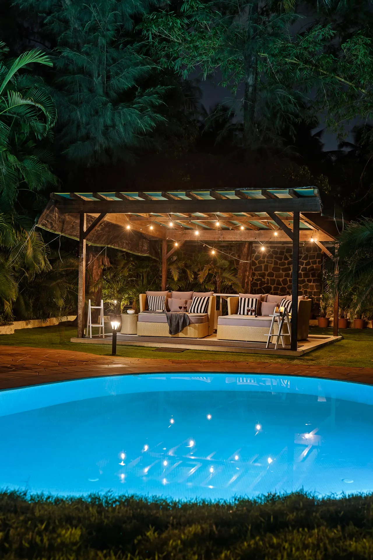 Waves - Gazebo at night