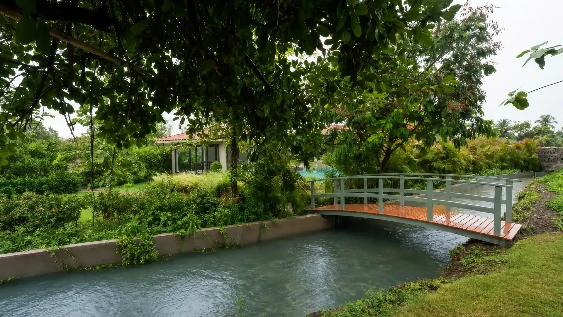 Outdoor | Whispering Dew, Alibaug
