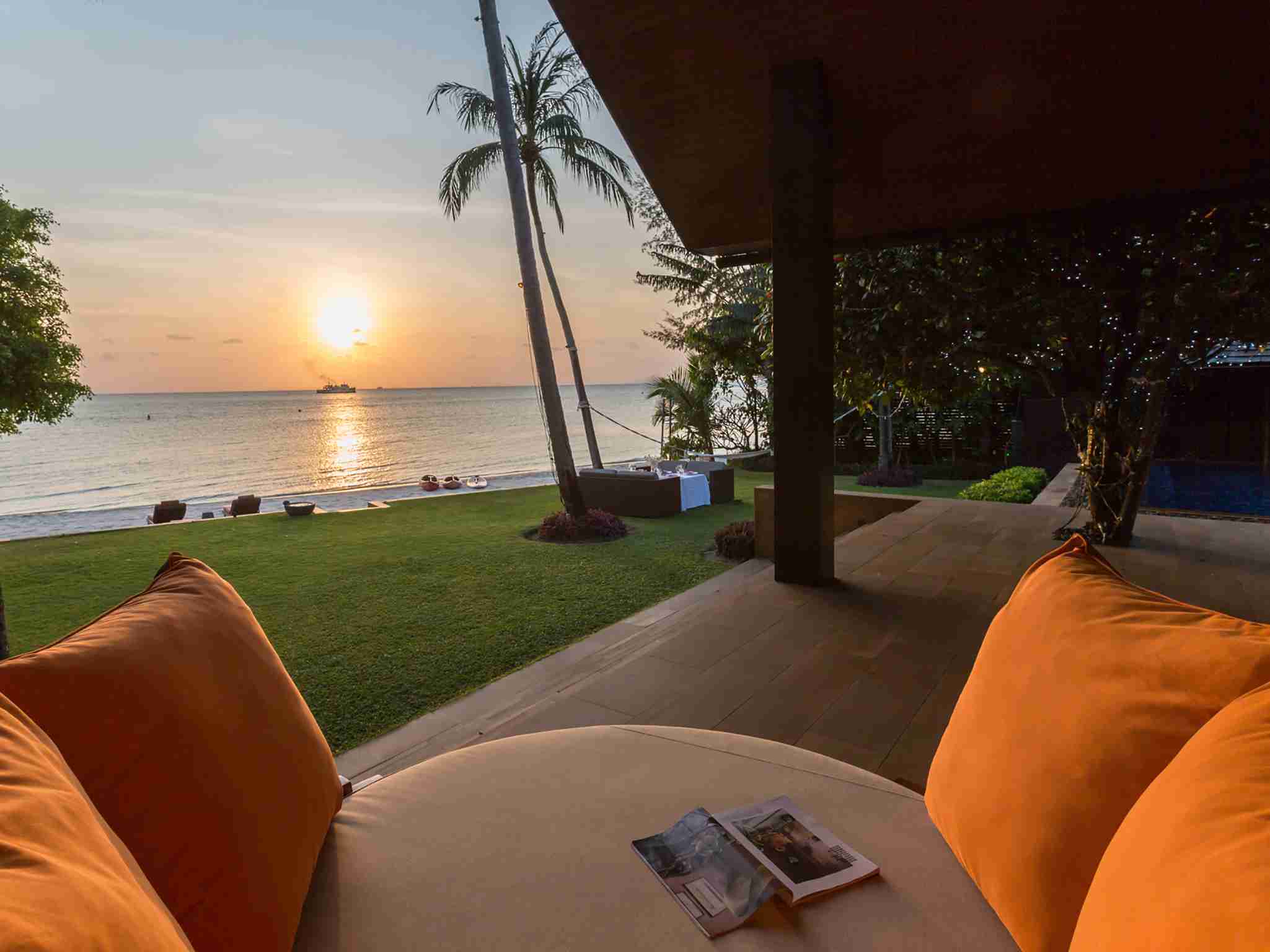 Baan Puri - Master bedroom terrace with stunning ocean view
