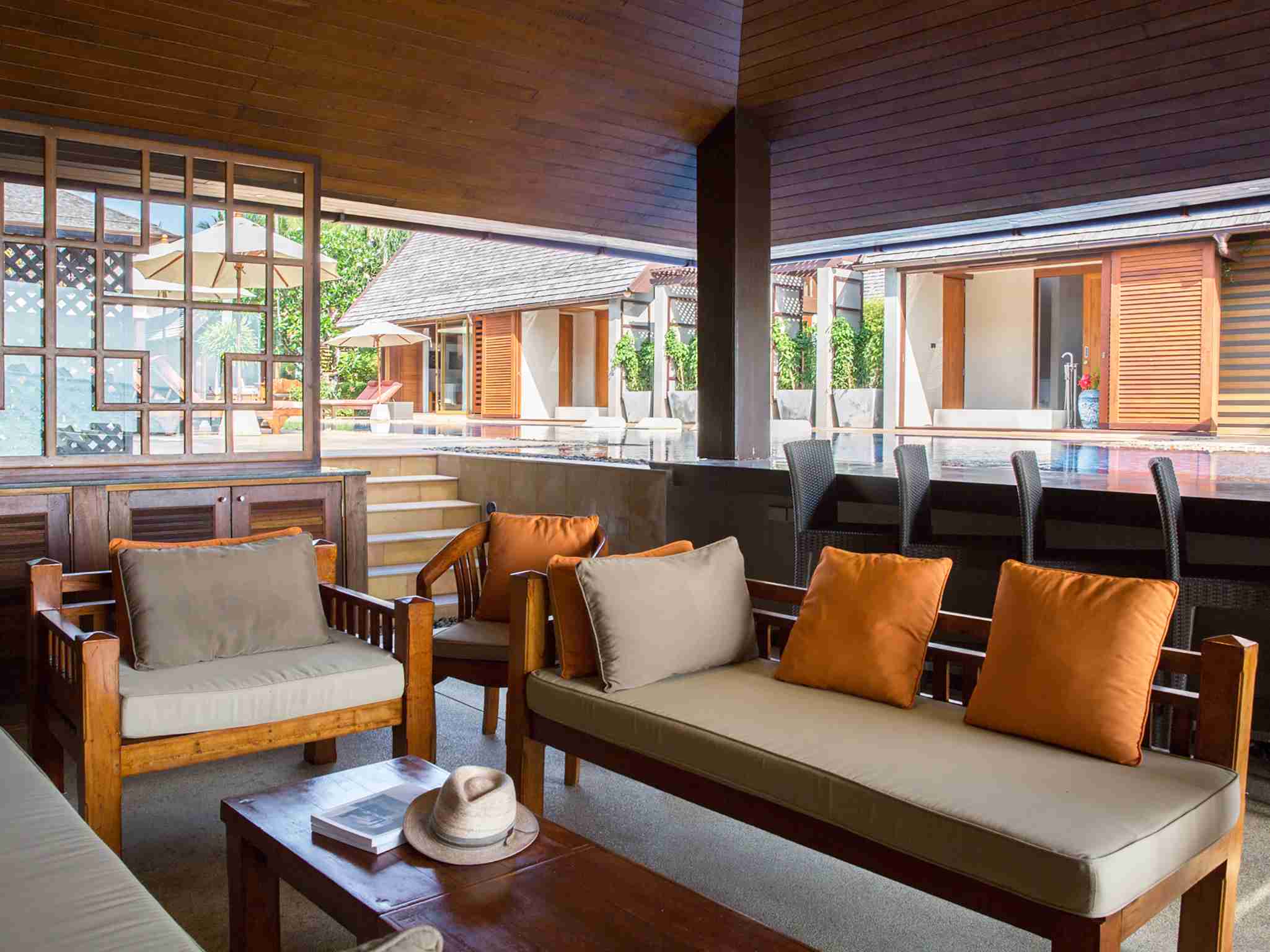 Baan Puri - Pool sala setting