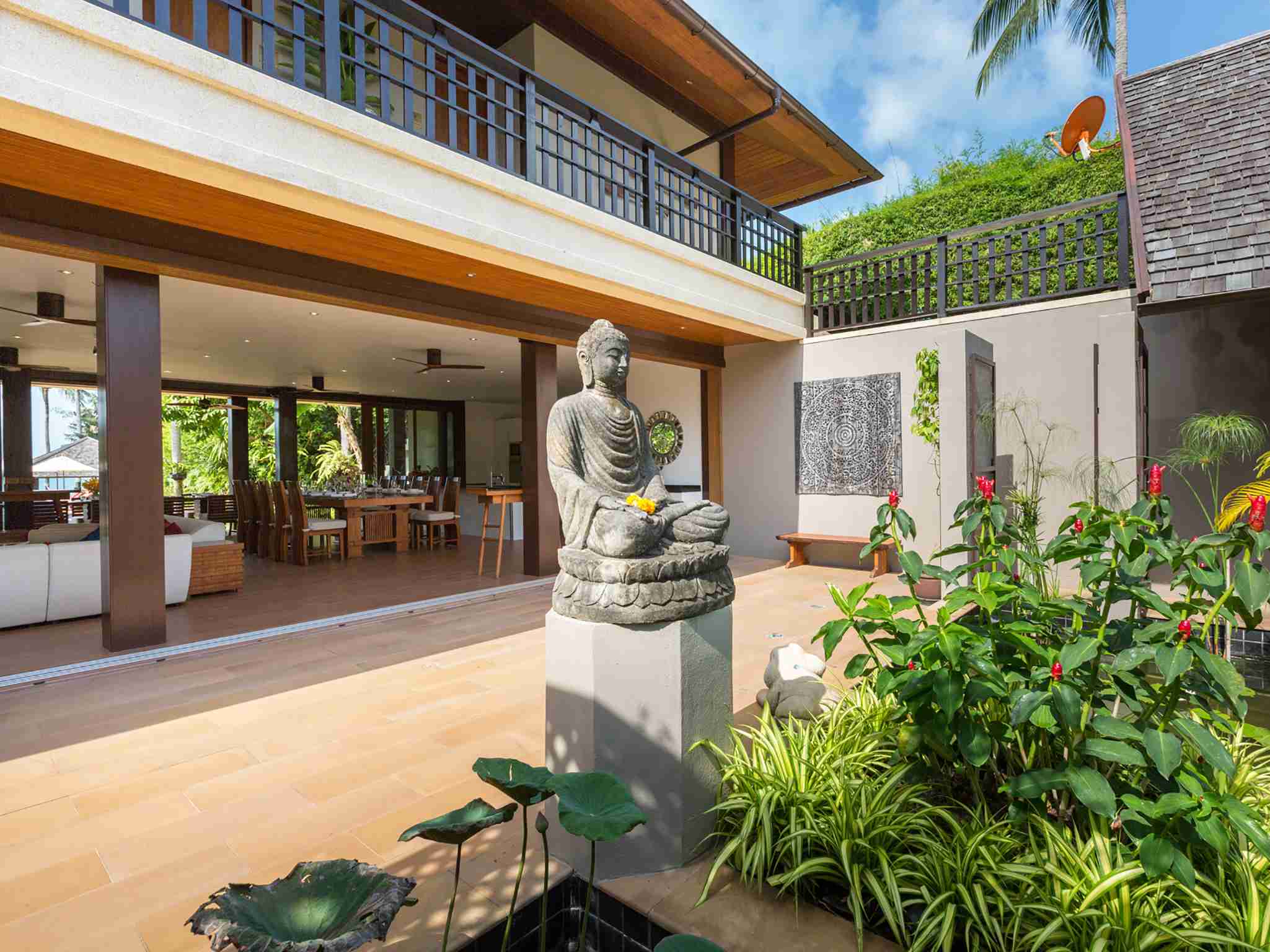 Baan Puri - Villa entrance