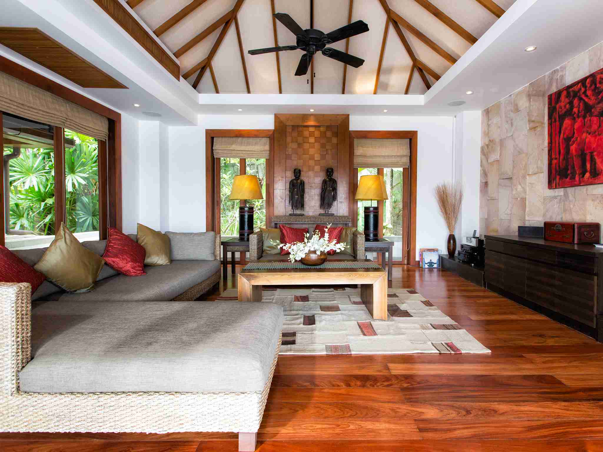 Baan Surin Sawan - Living room sofas