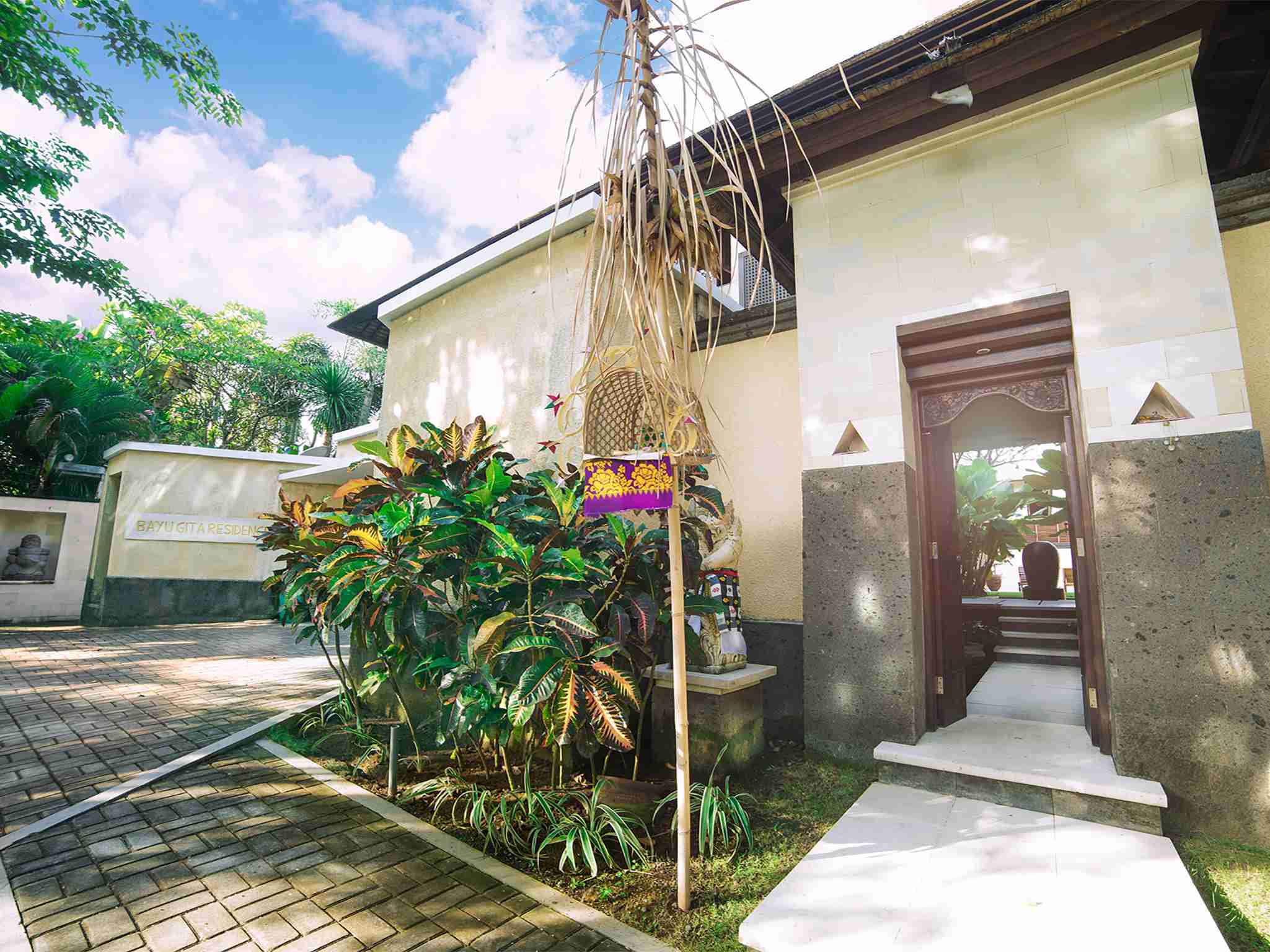Villa Bayu Gita Residence - Entrance