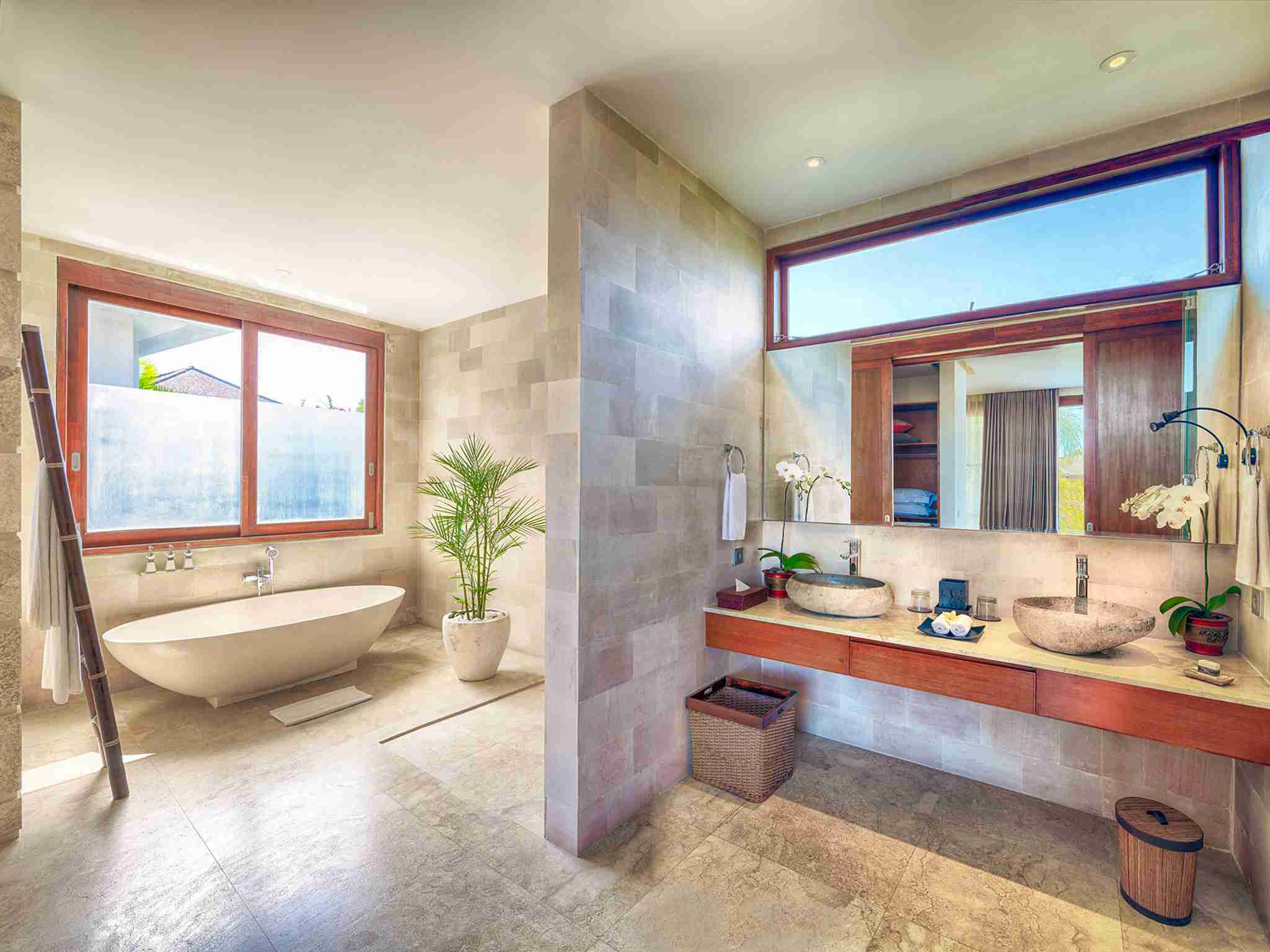 Casa Brio - Master bathroom 2